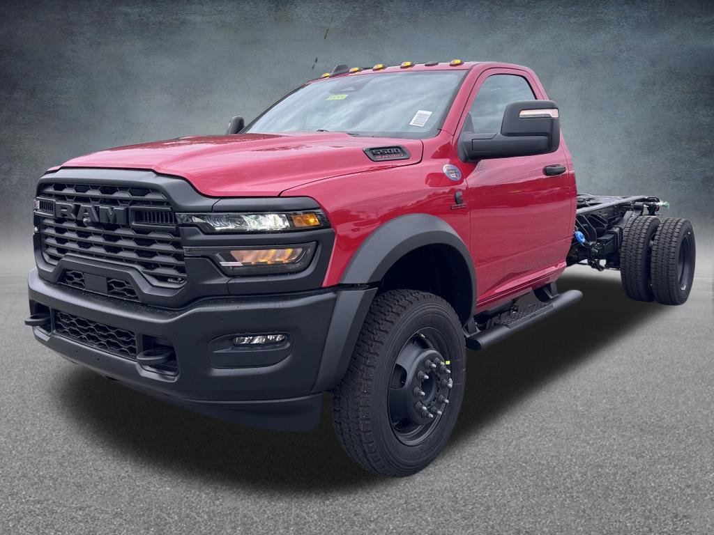 2027 Ram 5500 Chassis Cab TRADESMAN  REGULAR  4X4 84' CA Pickup