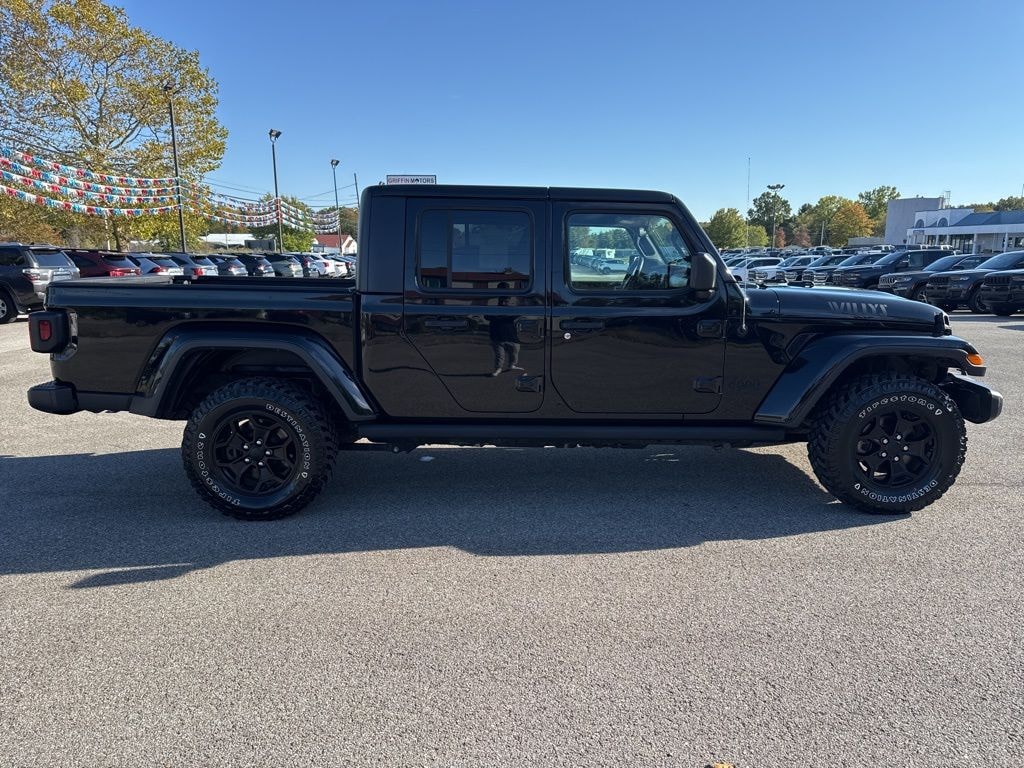 Used 2021 Jeep Gladiator Willys Truck Crew Cab 4WD