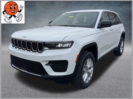 2025 Jeep Grand Cherokee LAREDO X 4X4 Sport Utility