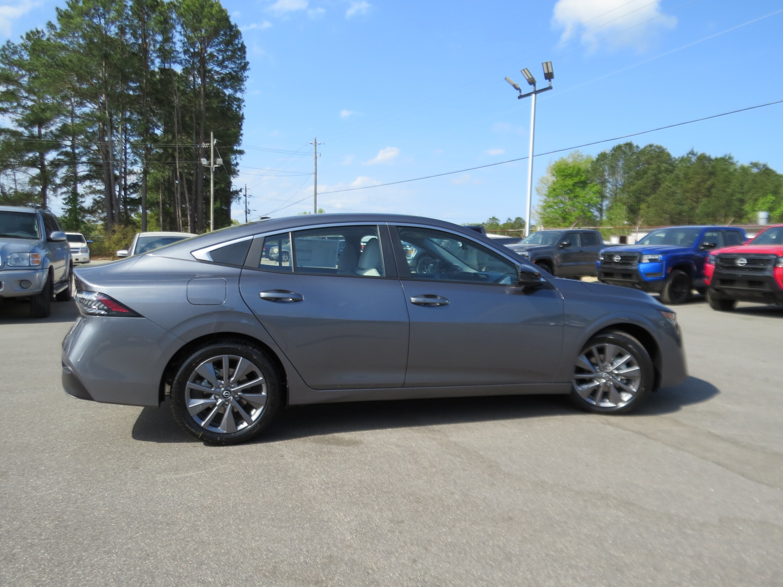 2026 Nissan Sentra SL Gun at Burns Honda