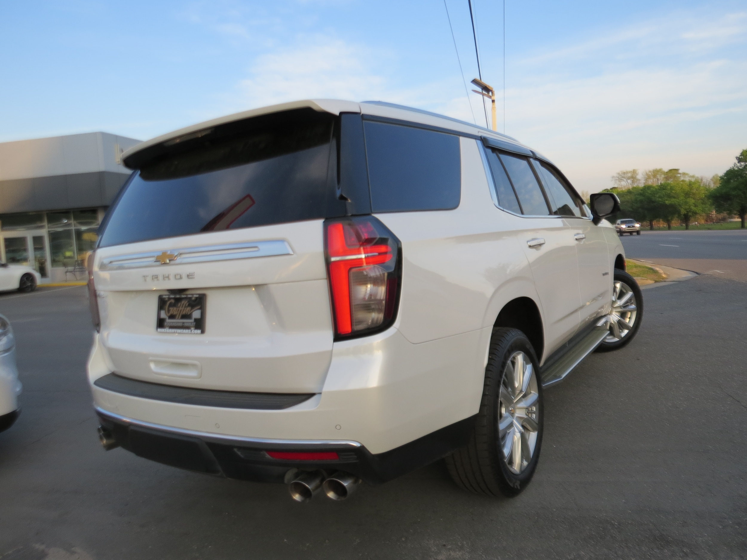 2021 Chevrolet Tahoe High Country Iridescent Pearl Tricoat at Crews Chevrolet