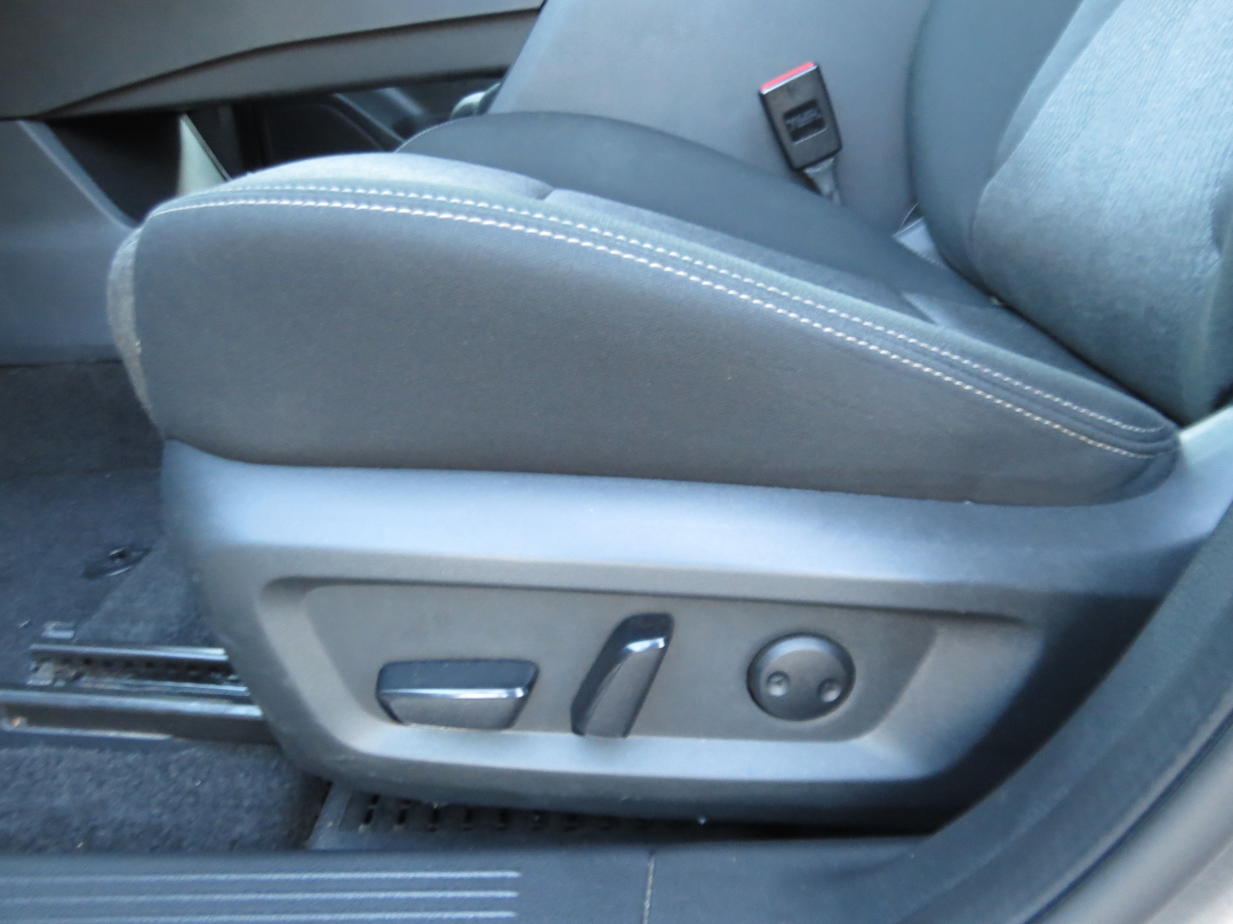 2024 Nissan Rogue SV Gun Metallic at Griffin Nissan