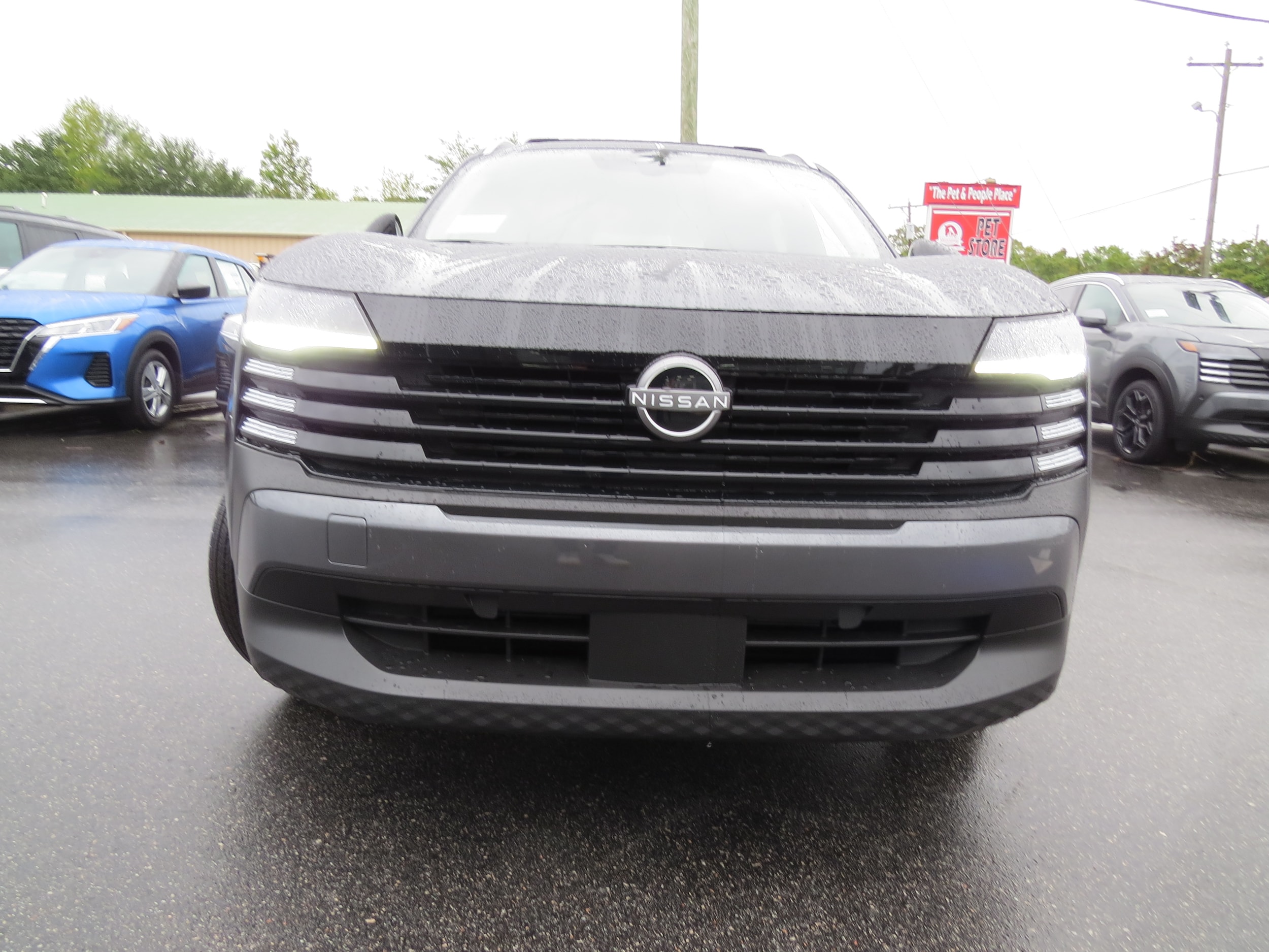 2026 Nissan Kicks SV Gun at Griffin Nissan