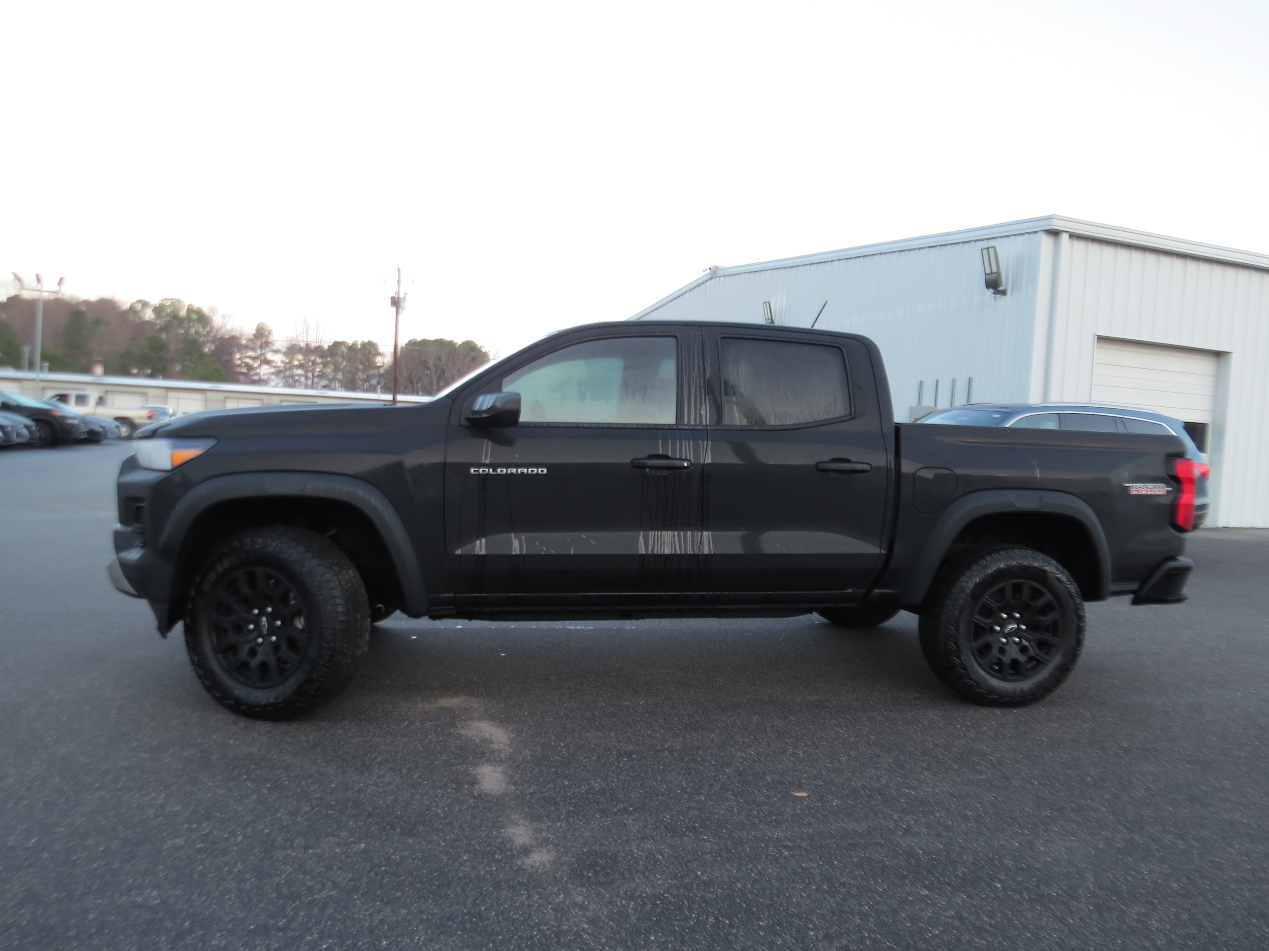 2025 Chevrolet Colorado 4WD Trail Boss - 2