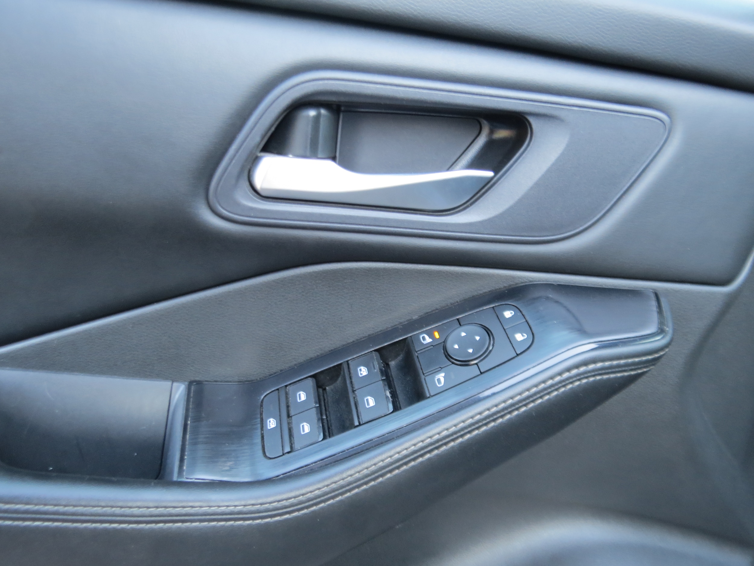 2024 Nissan Rogue SV Gun Metallic at Griffin Nissan