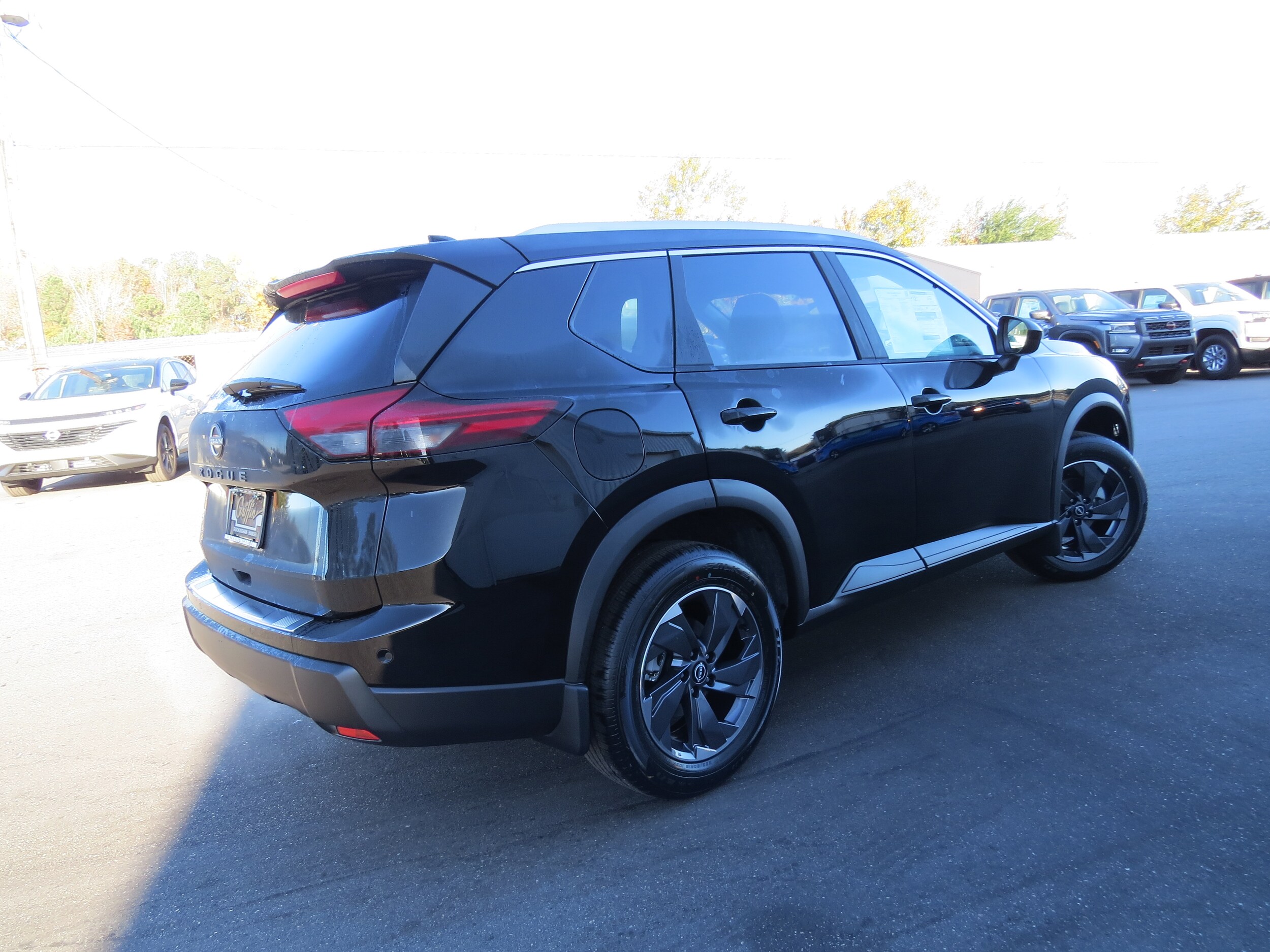 2026 Nissan Rogue SV - 5