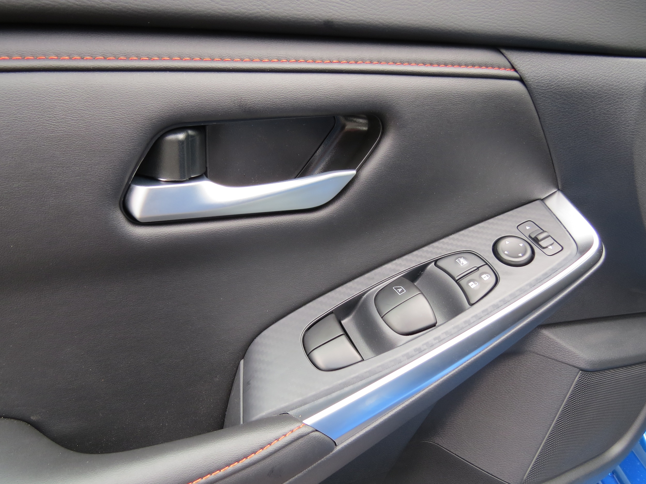 2025 Nissan Sentra SR Electric Blue/Super Black at Griffin Nissan