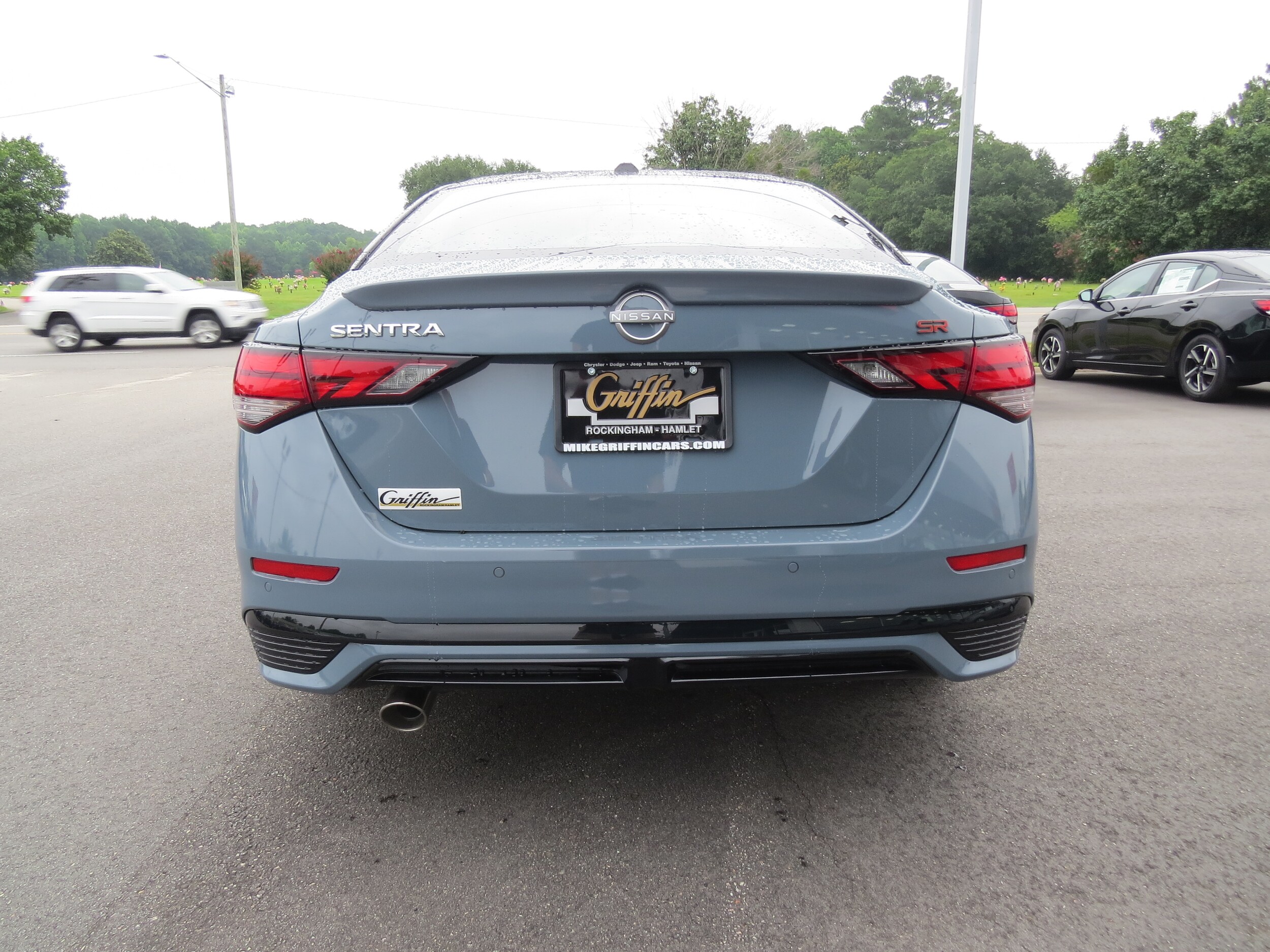 2025 Nissan Sentra SR Atlantic Gray/Super Black at Griffin Nissan