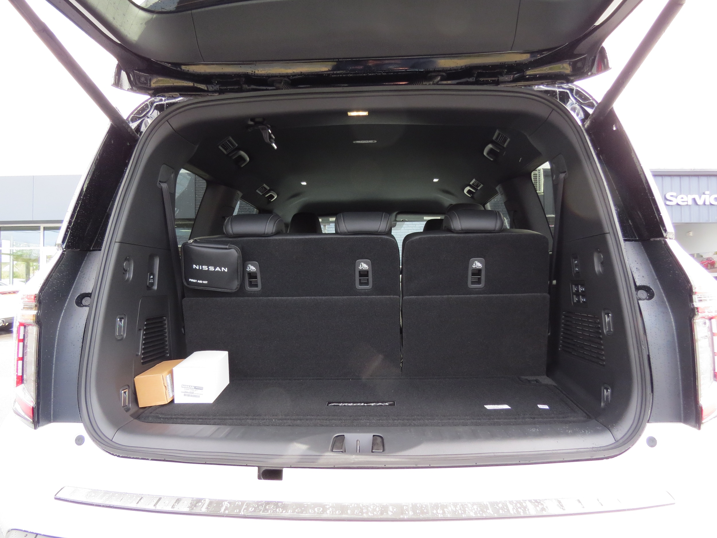 2025 Nissan Armada PRO-4X - 10