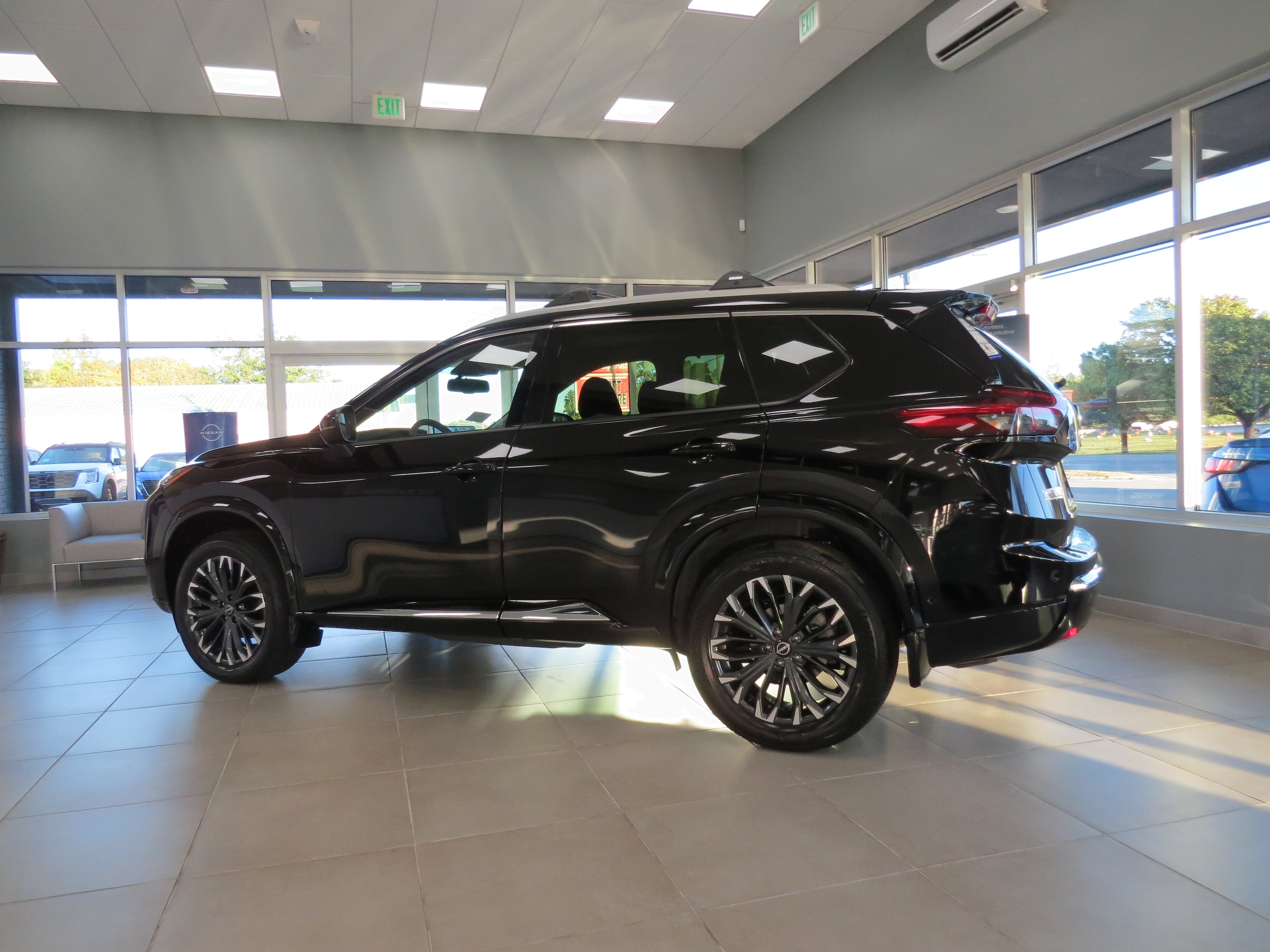 2026 Nissan Rogue Platinum Super Black at Griffin Nissan