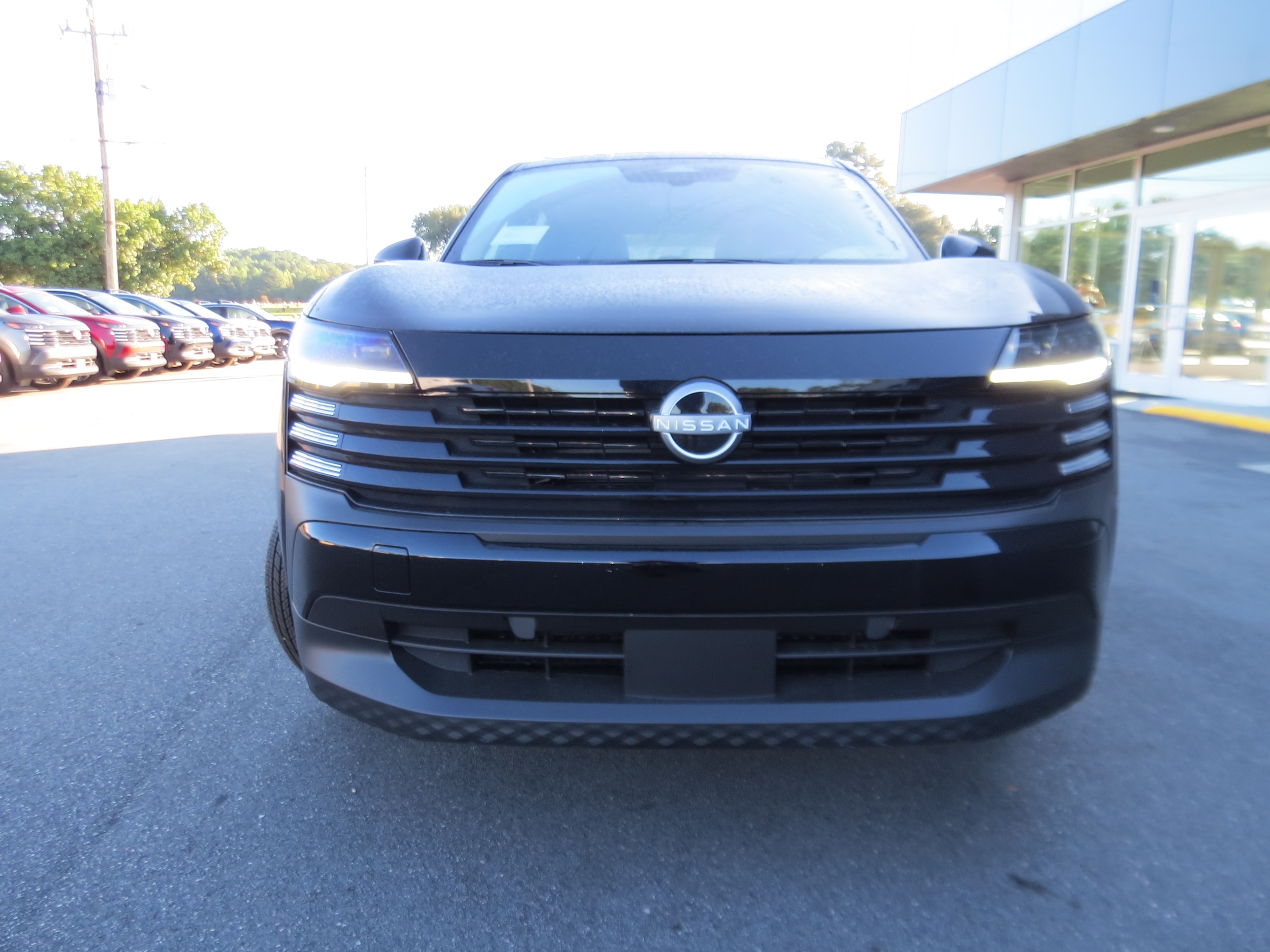 2025 Nissan Kicks SV - 8