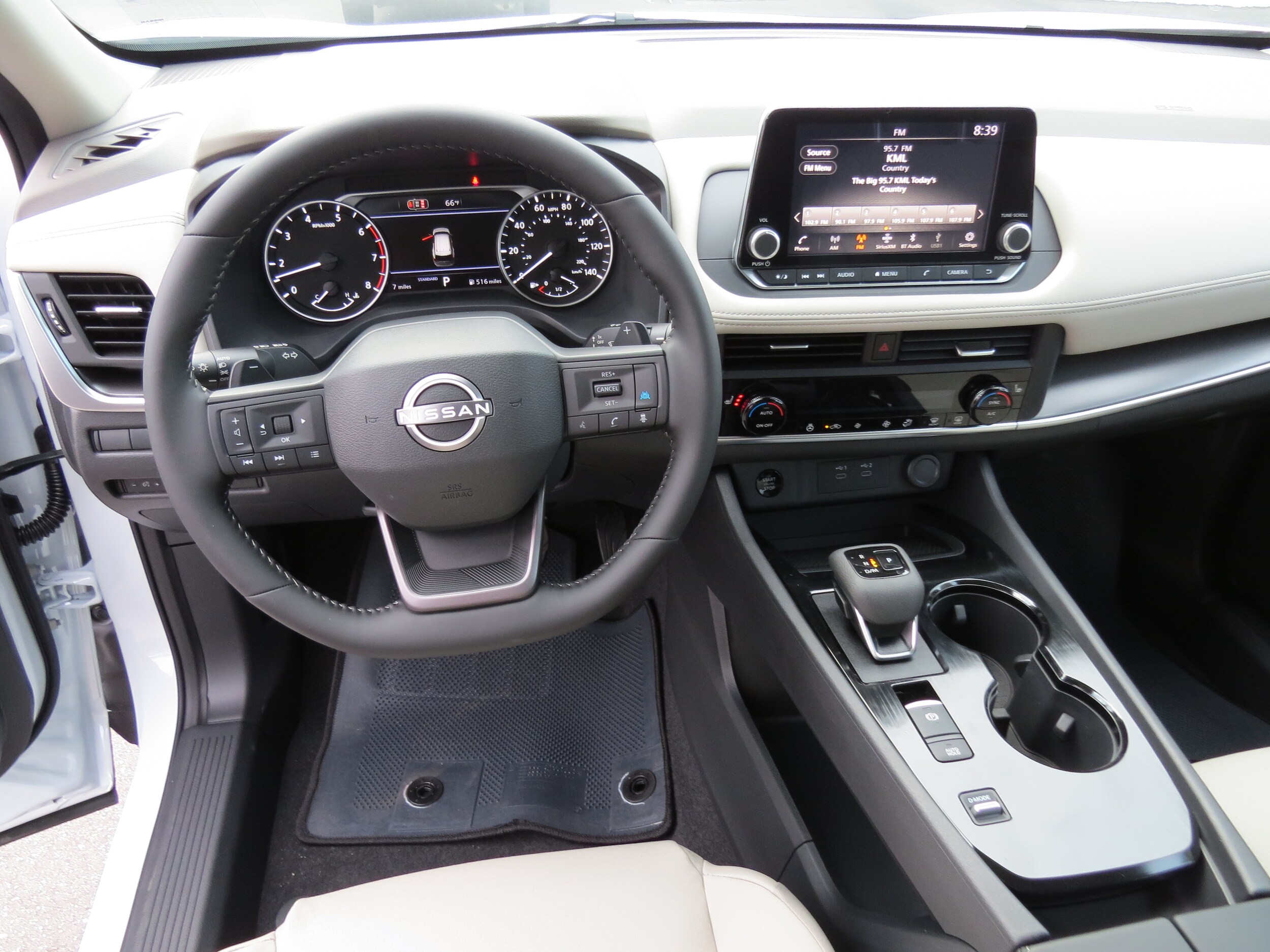 2026 Nissan Rogue SV Everest White Pearl Tricoat at Griffin Nissan