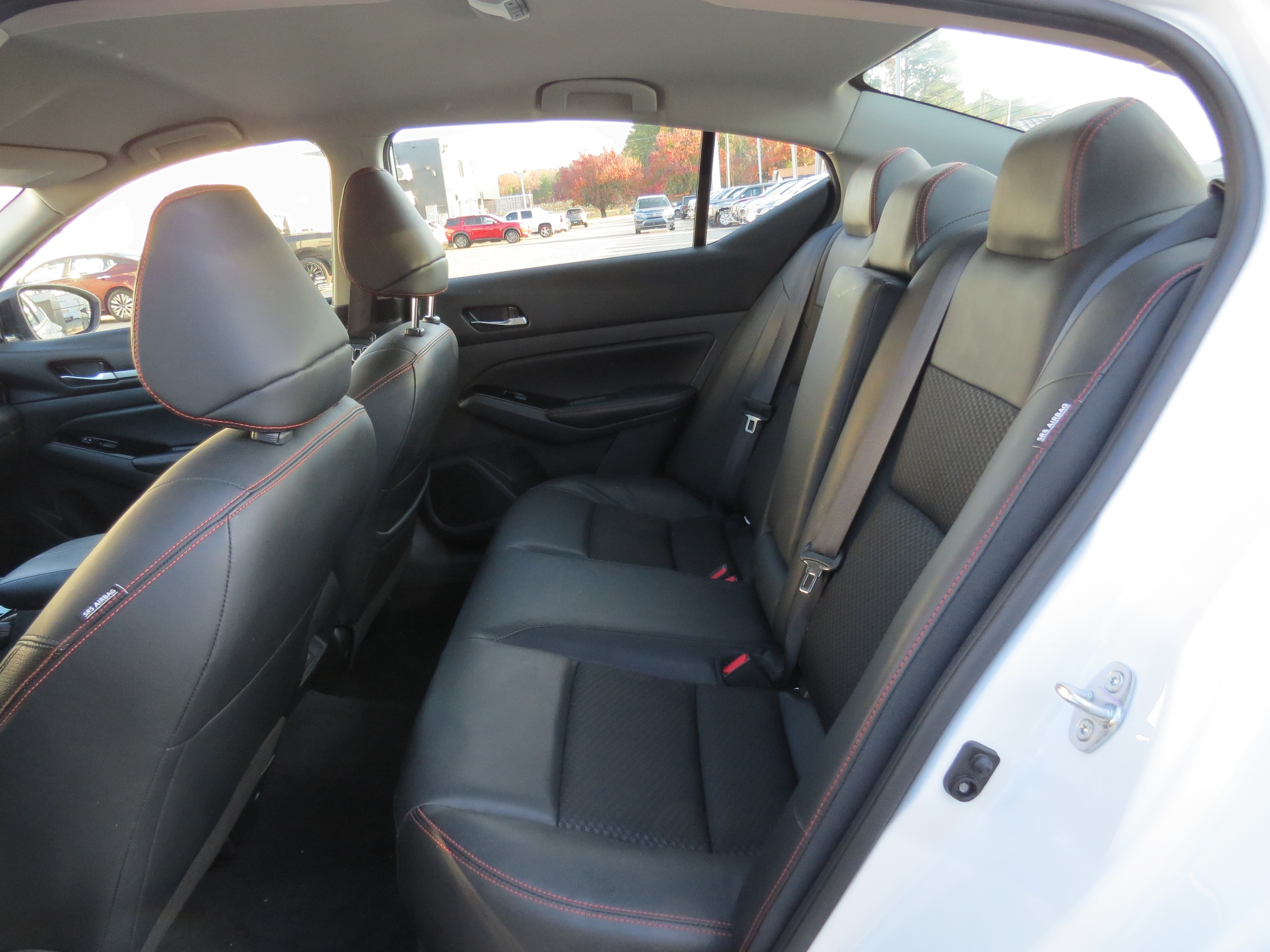 2024 Nissan Altima 2.5 SR Glacier White at Griffin Nissan