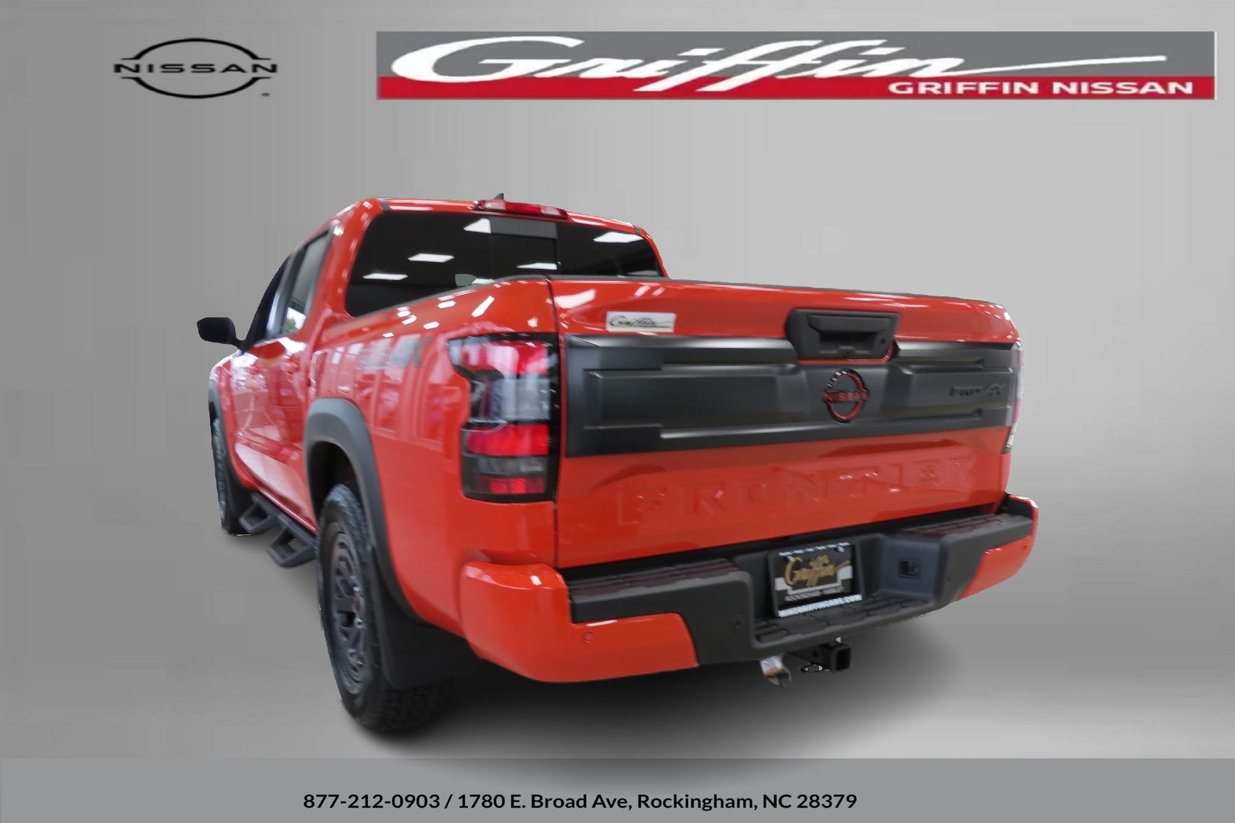 2025 Nissan Frontier PRO-4X photo 3