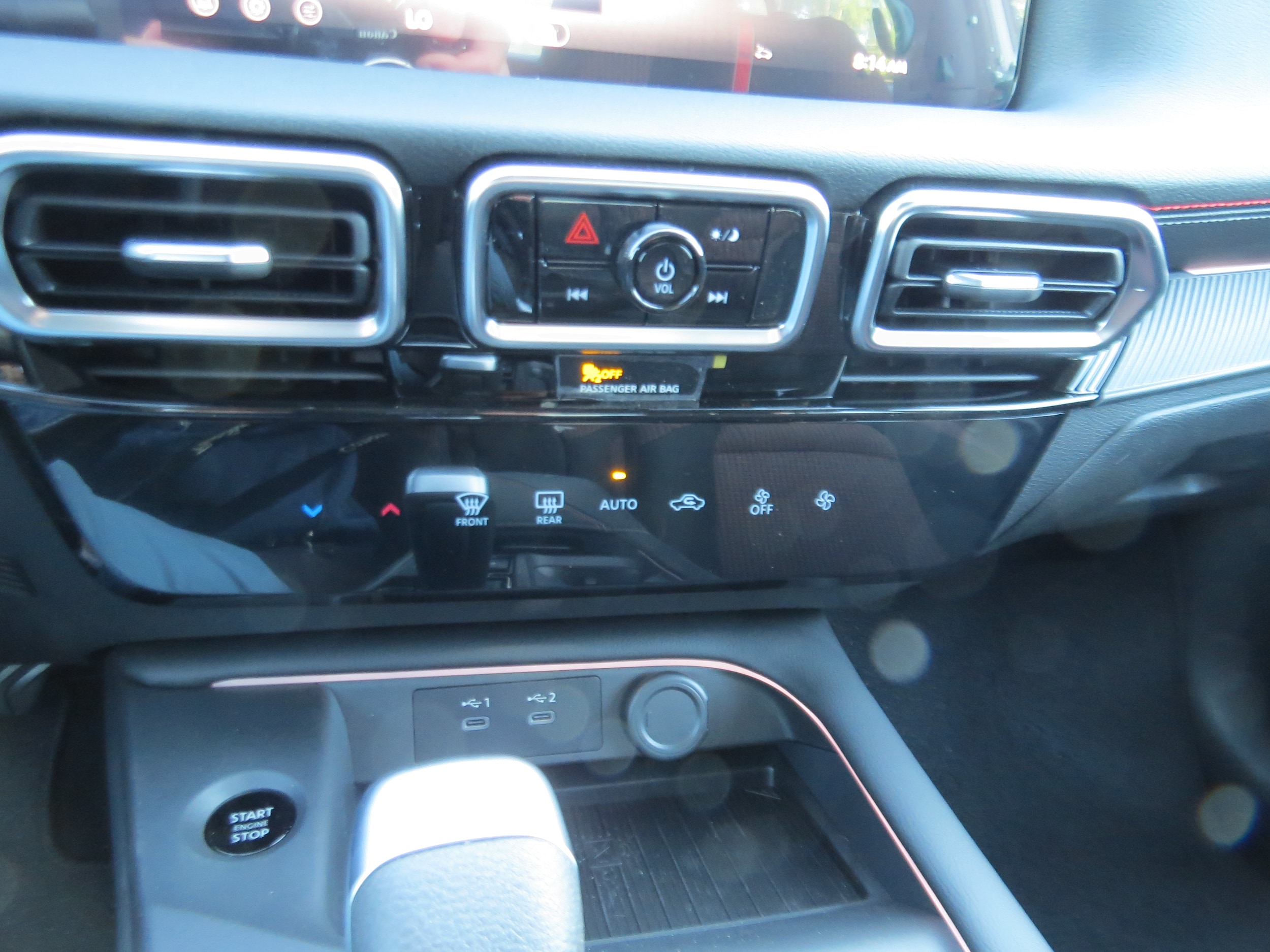 2026 Nissan Sentra SR Aspen White Tricoat/Super Black at Griffin Nissan