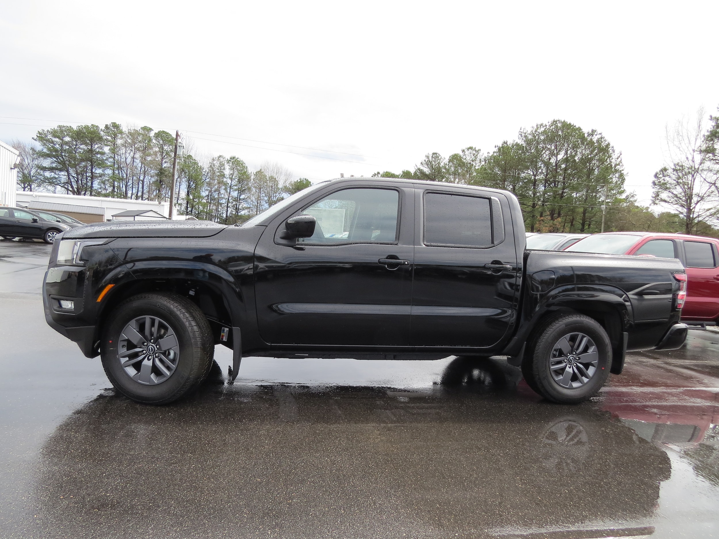 2025 Nissan Frontier SV - 2