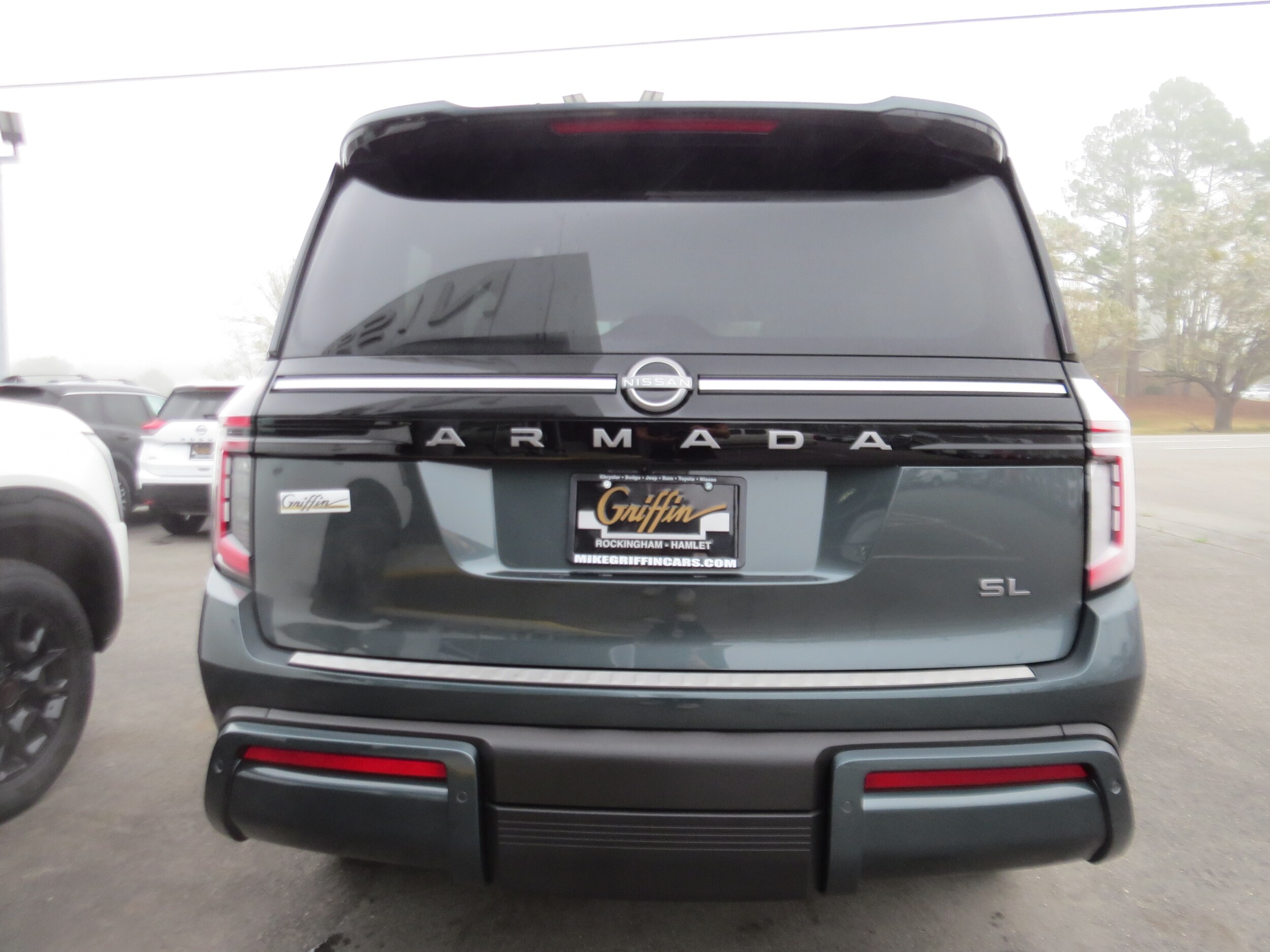 2026 Nissan Armada SL - 6