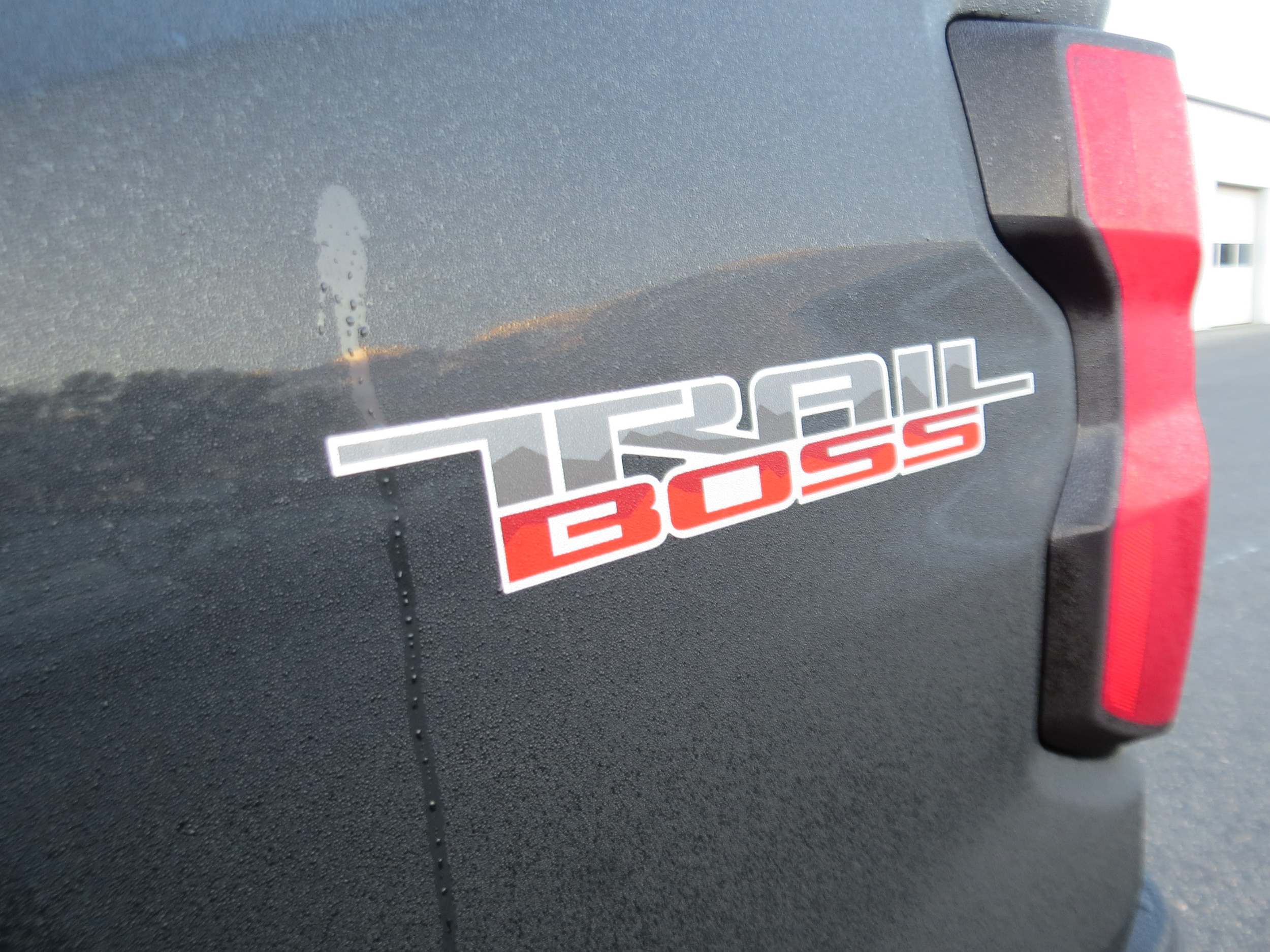 2025 Chevrolet Colorado 4WD Trail Boss - 11