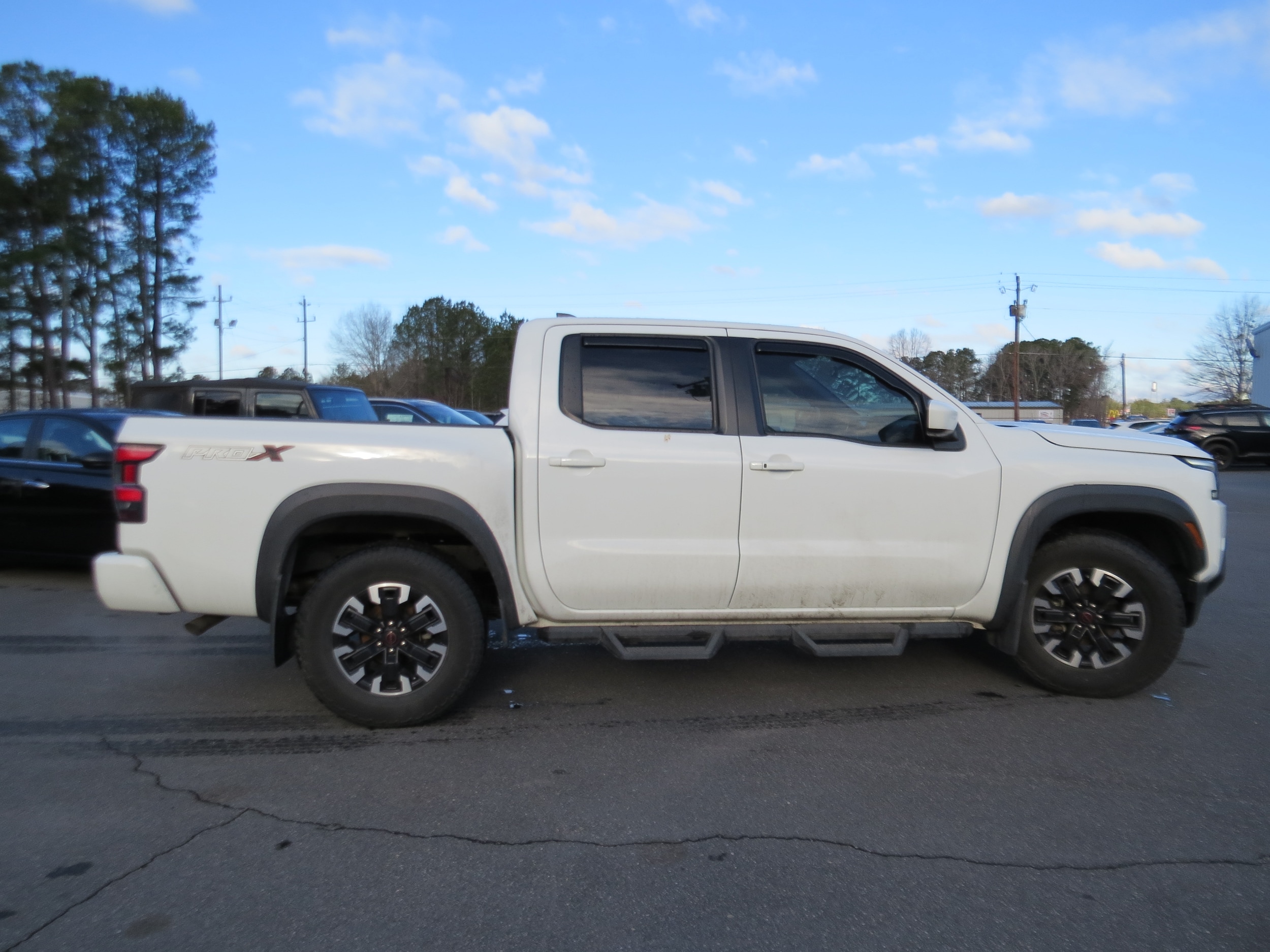2023 Nissan Frontier PRO-X - 6