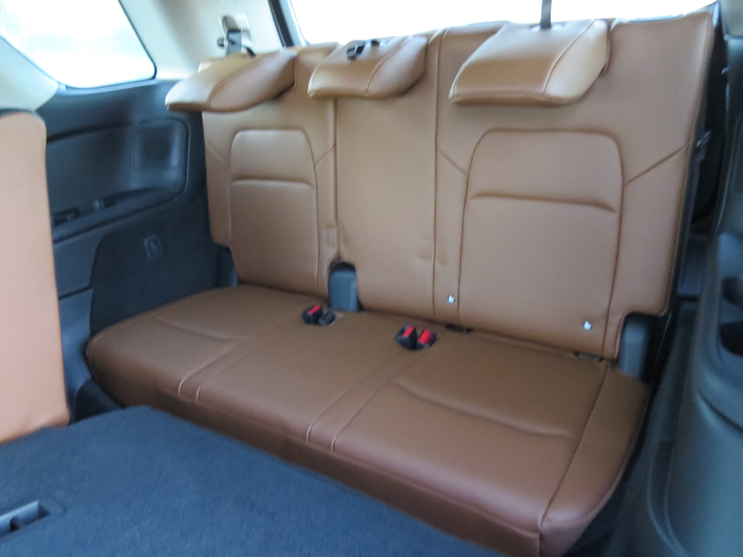 2025 Nissan Pathfinder Platinum Everest White Pearl Tricoat at Griffin Nissan