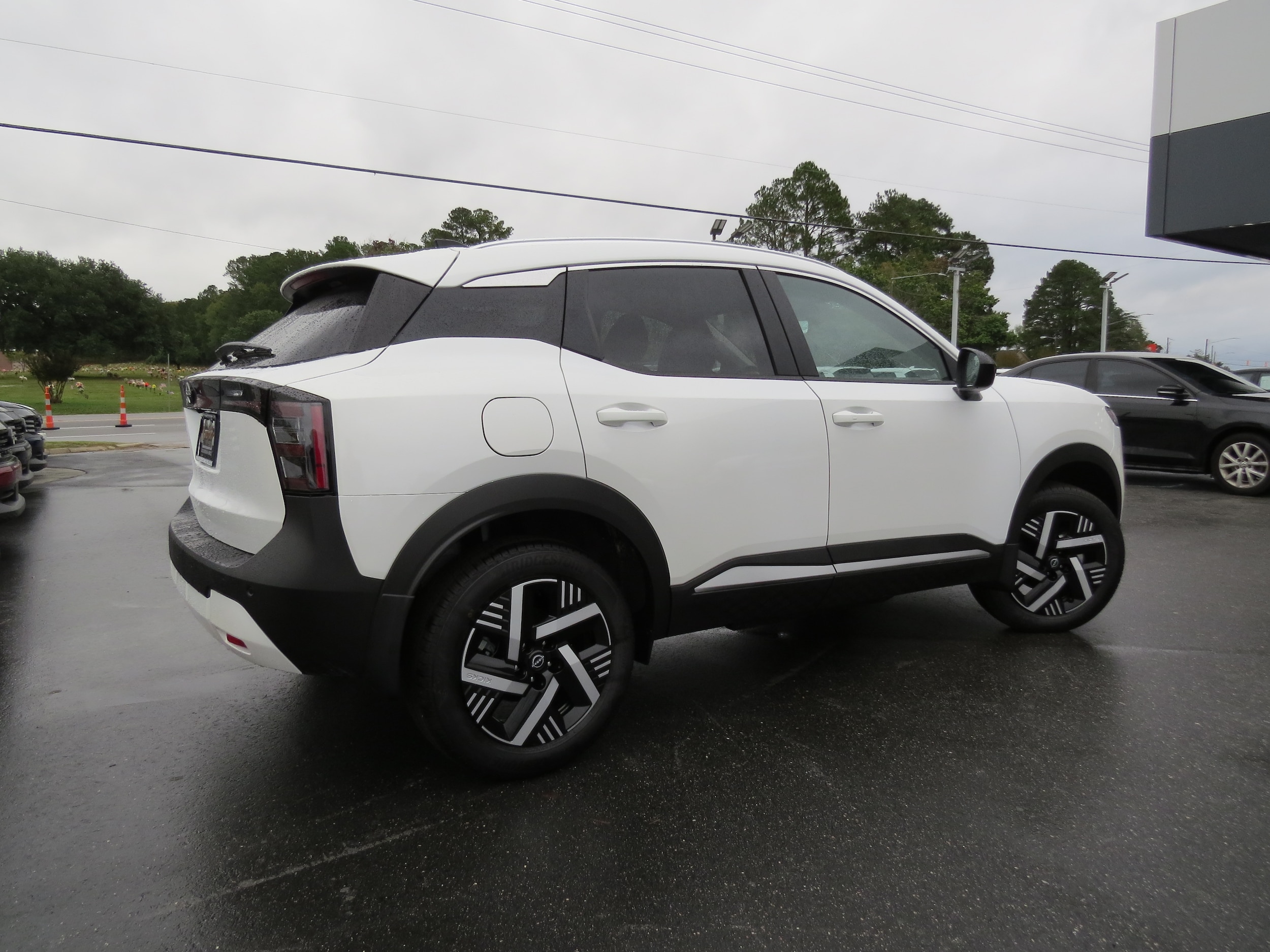 2026 Nissan Kicks SV Aspen White Tricoat at Griffin Nissan