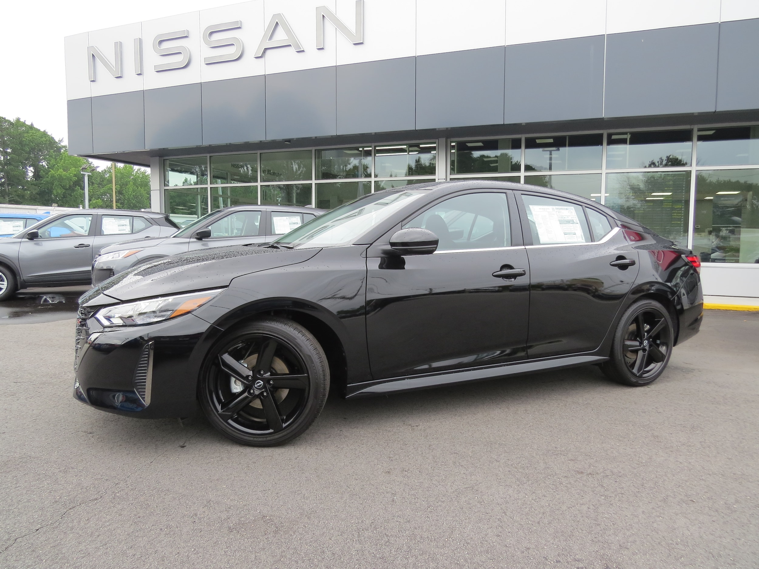 2025 Nissan Sentra SR Super Black at Griffin Nissan