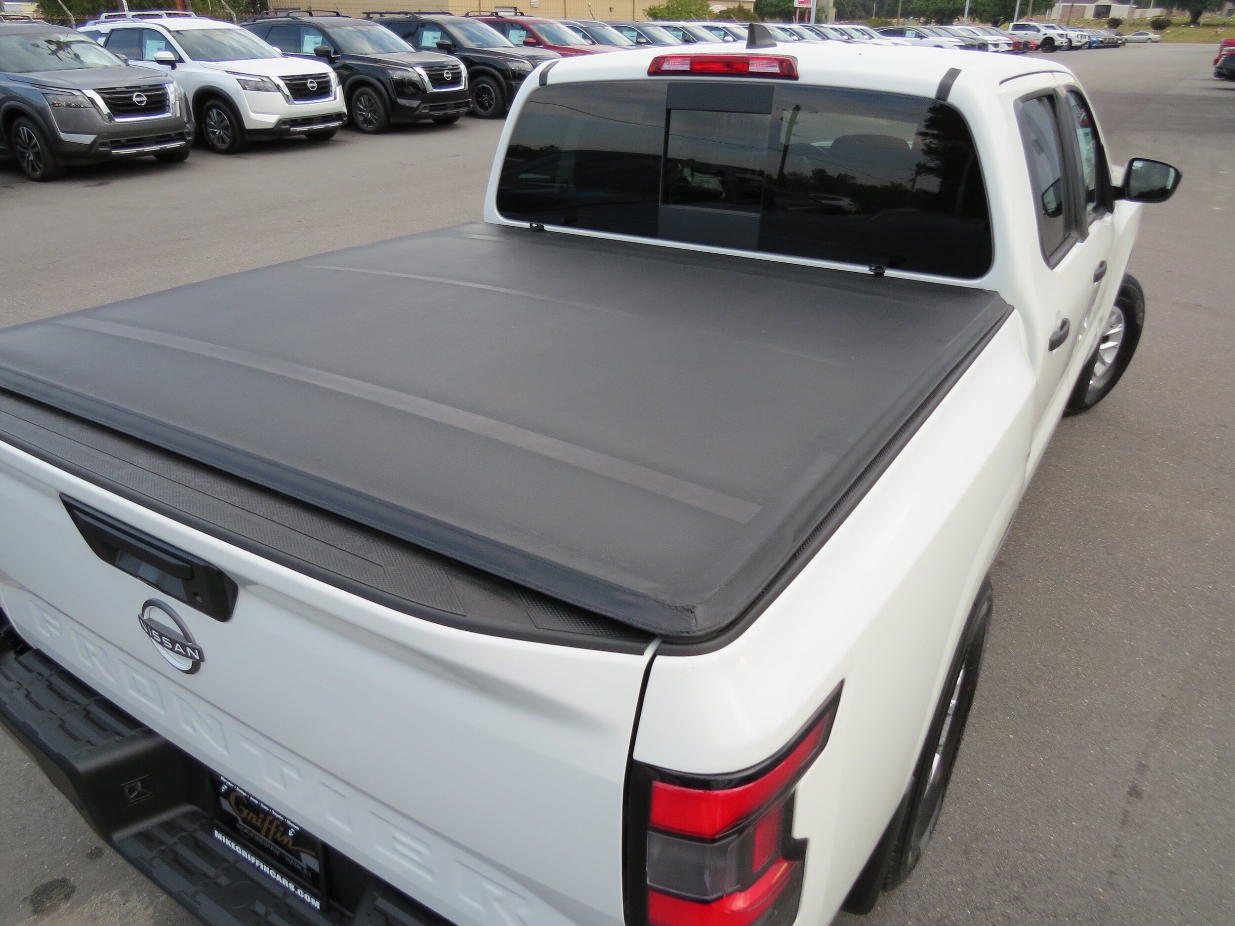 2026 Nissan Frontier S - 10