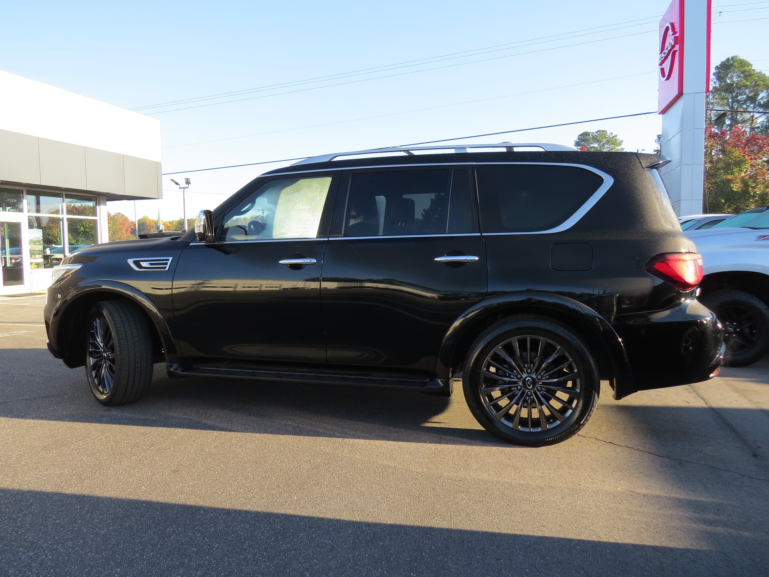 2022 Infiniti QX80 Sensory photo 4