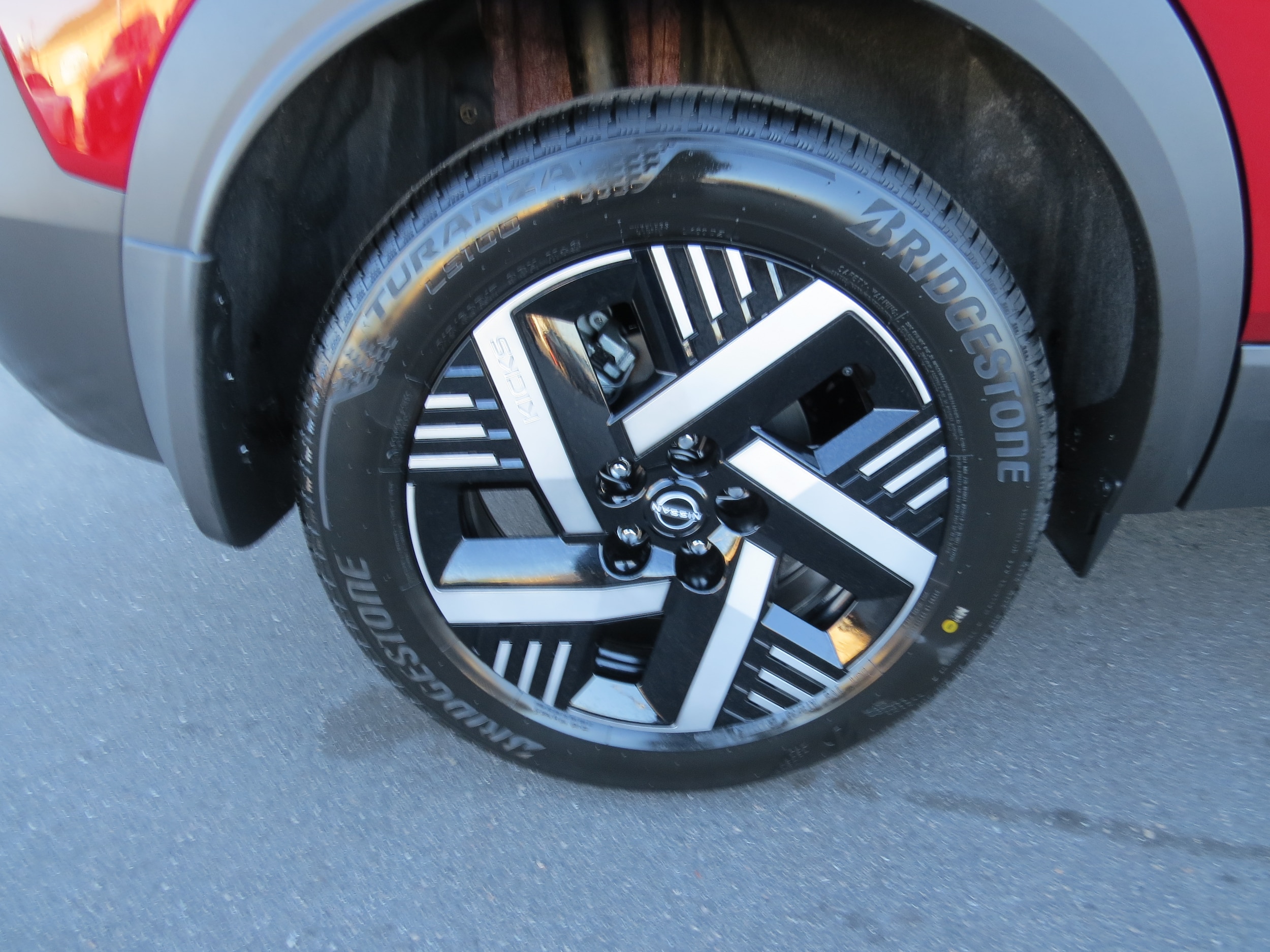 2025 Nissan Kicks SV - 7