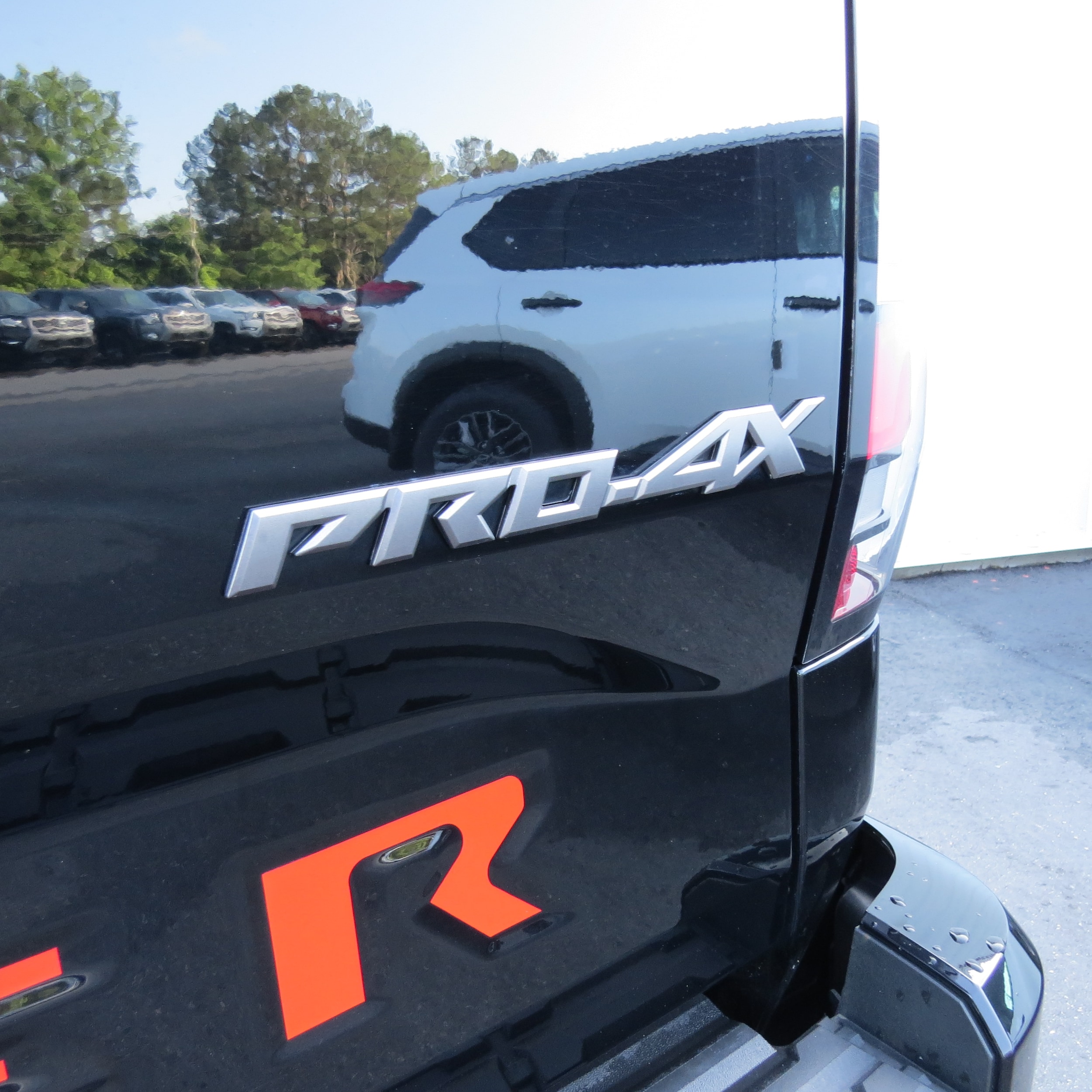 2023 Nissan Frontier PRO-4X Super Black at Griffin Nissan