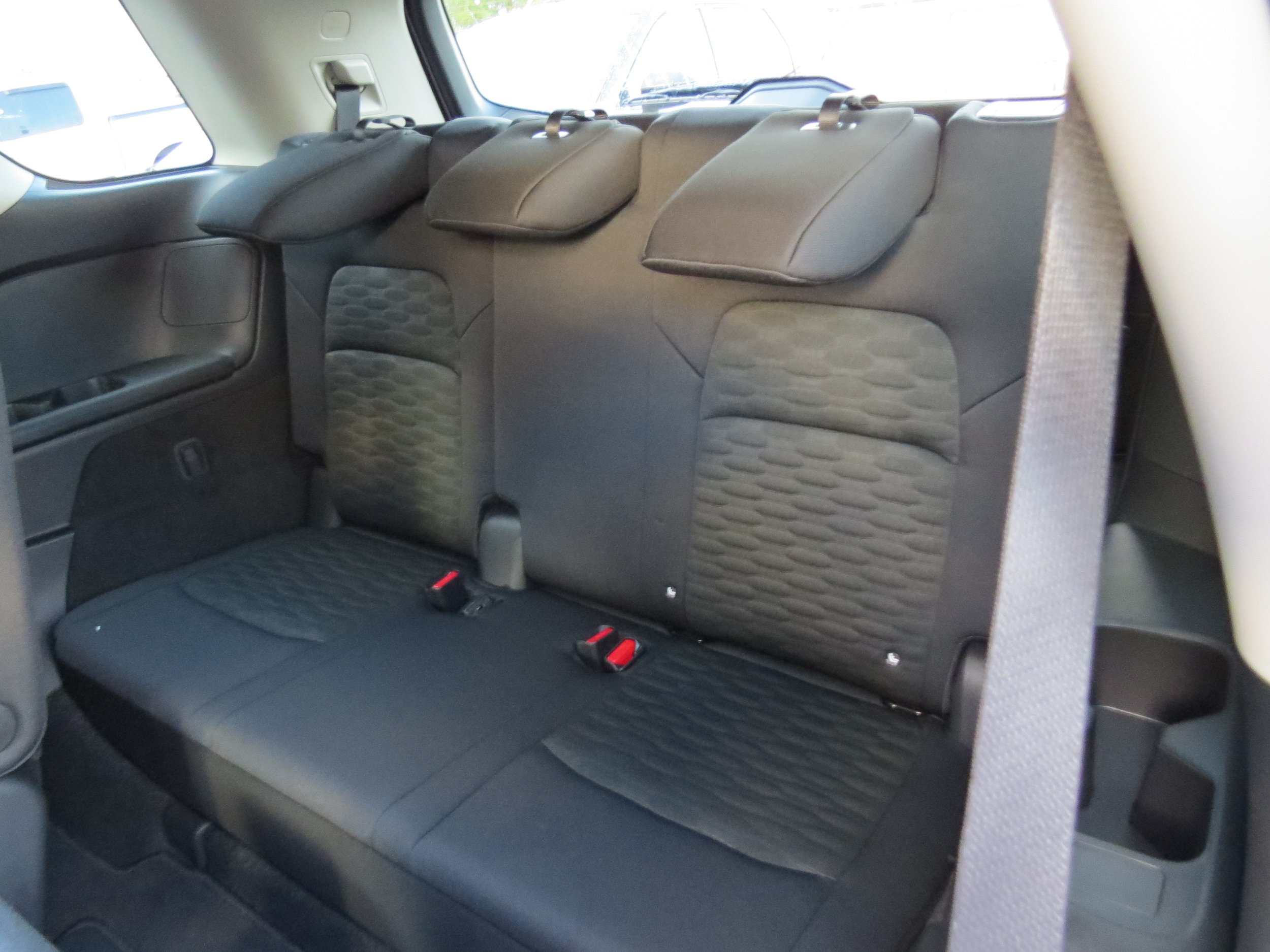 2025 Nissan Pathfinder SV Everest White Pearl Tricoat at Griffin Nissan