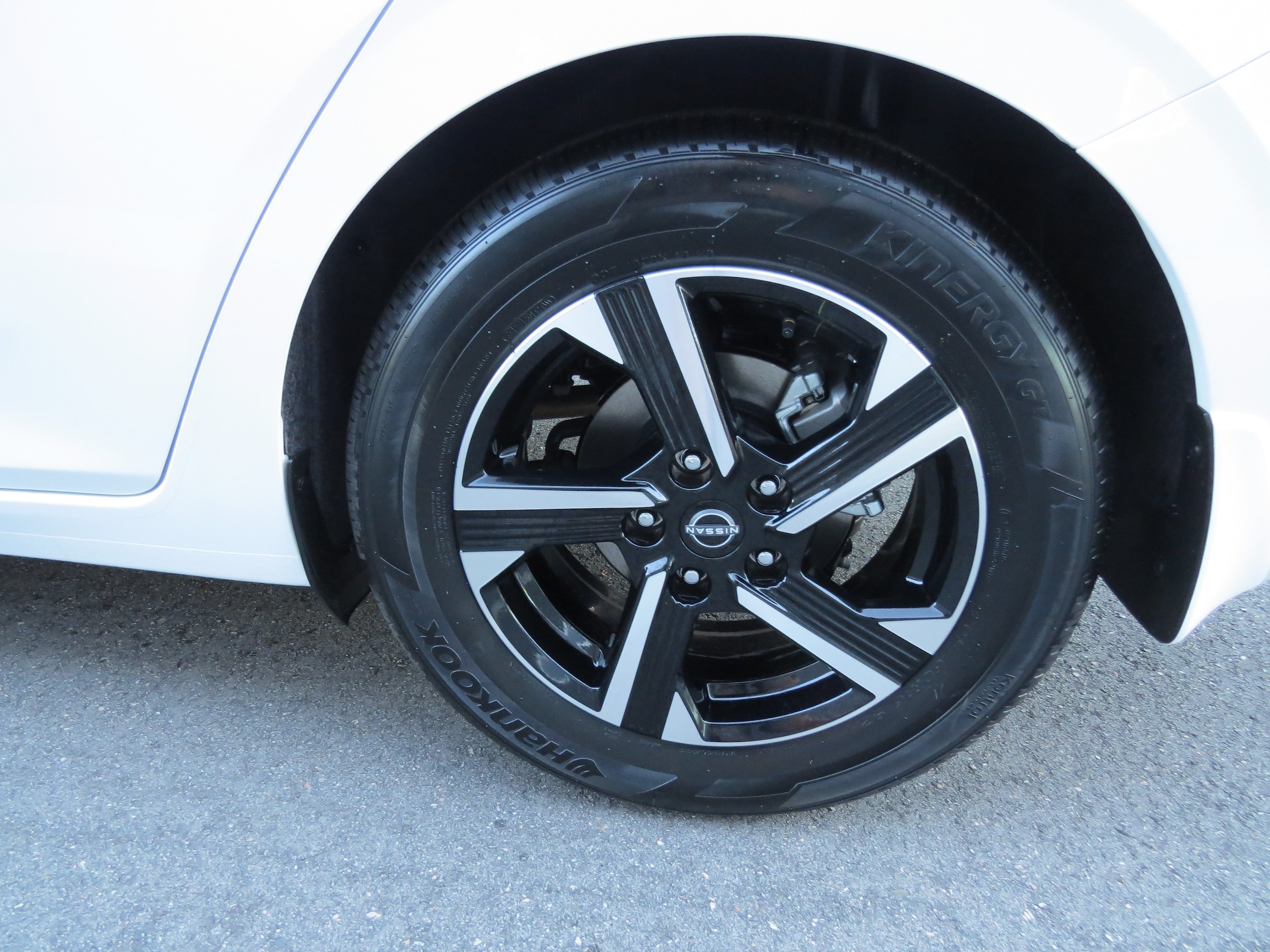 2025 Nissan Sentra SV Fresh Powder at Griffin Nissan