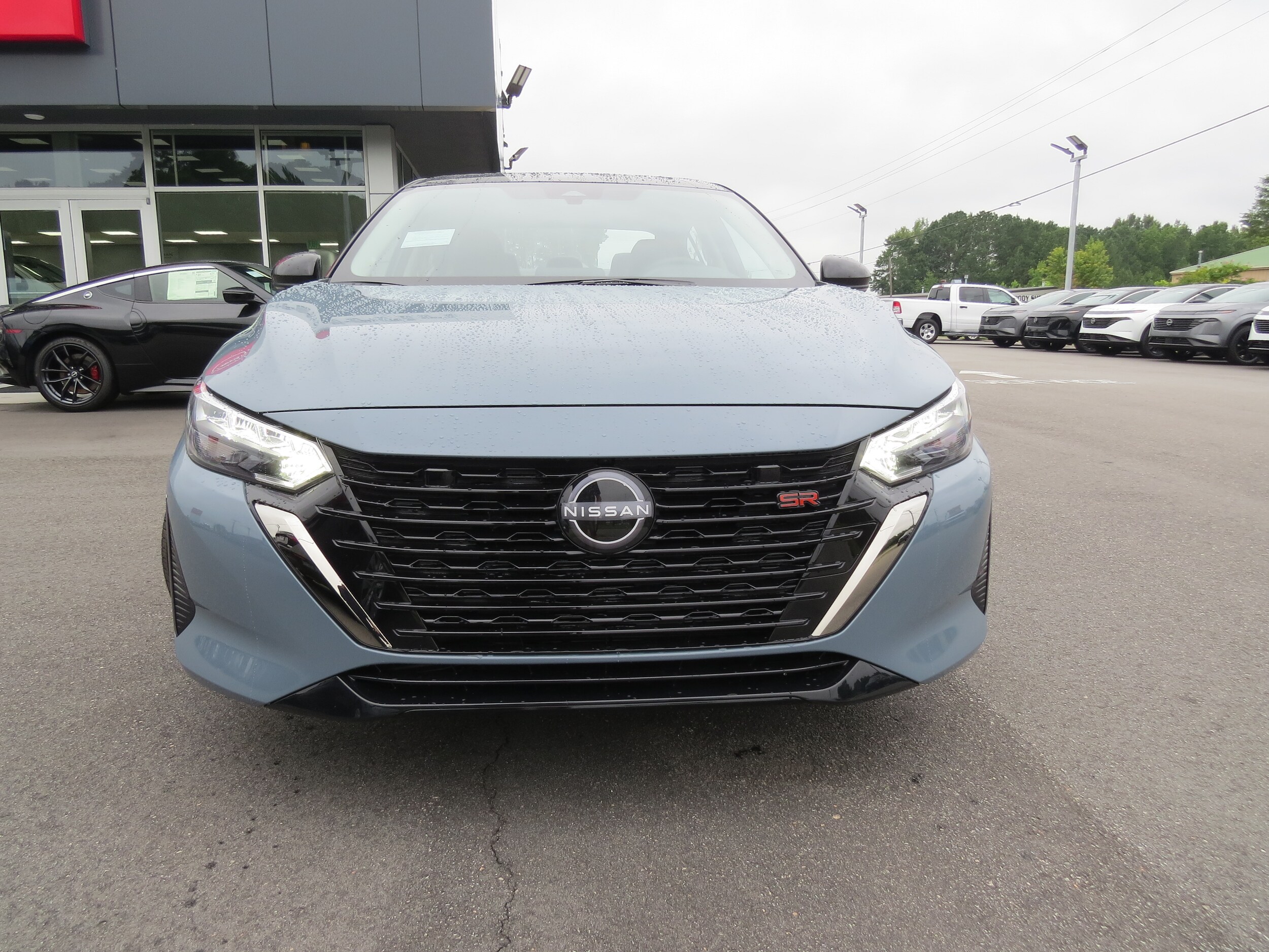 2025 Nissan Sentra SR Atlantic Gray/Super Black at Griffin Nissan