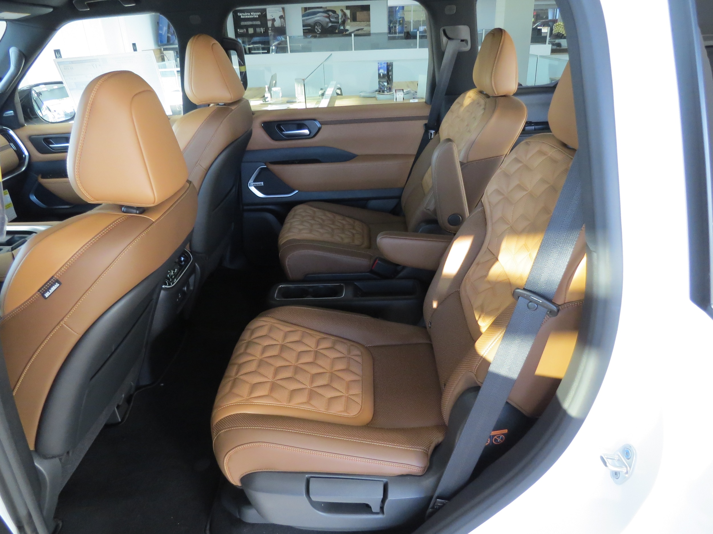 2025 Nissan Armada Platinum Reserve - 8