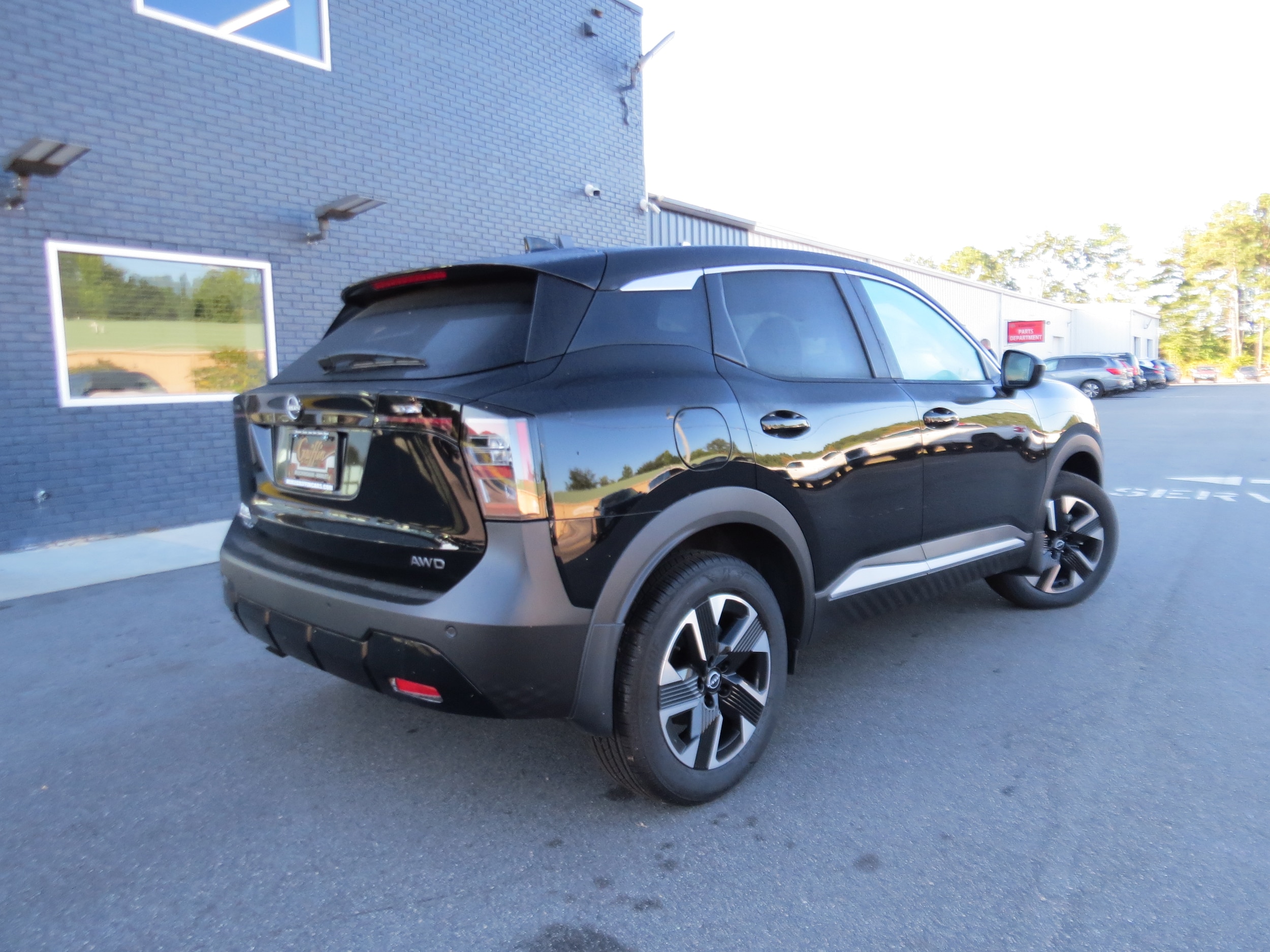 2025 Nissan Kicks SV - 5