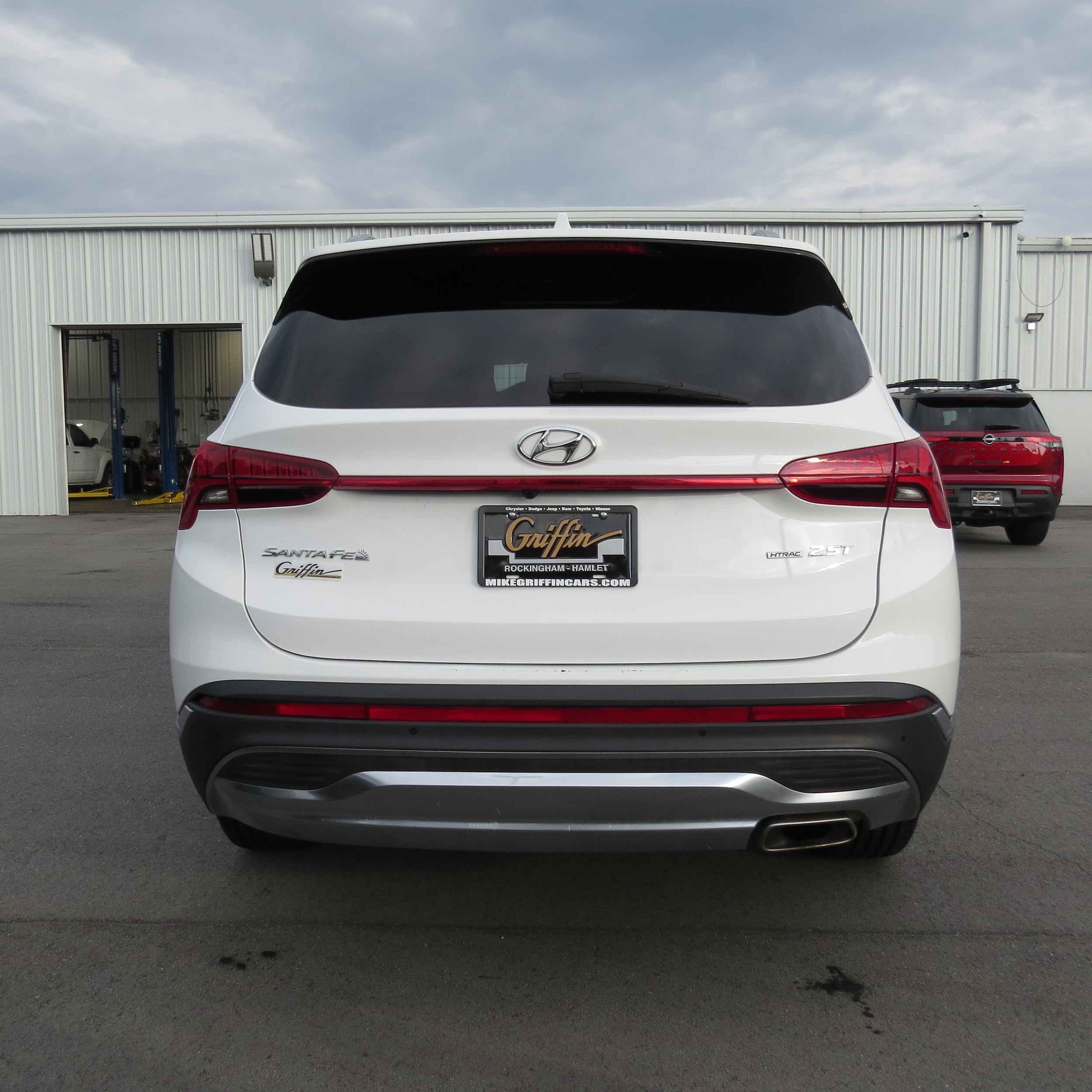 2023 Hyundai Santa Fe Limited - 4