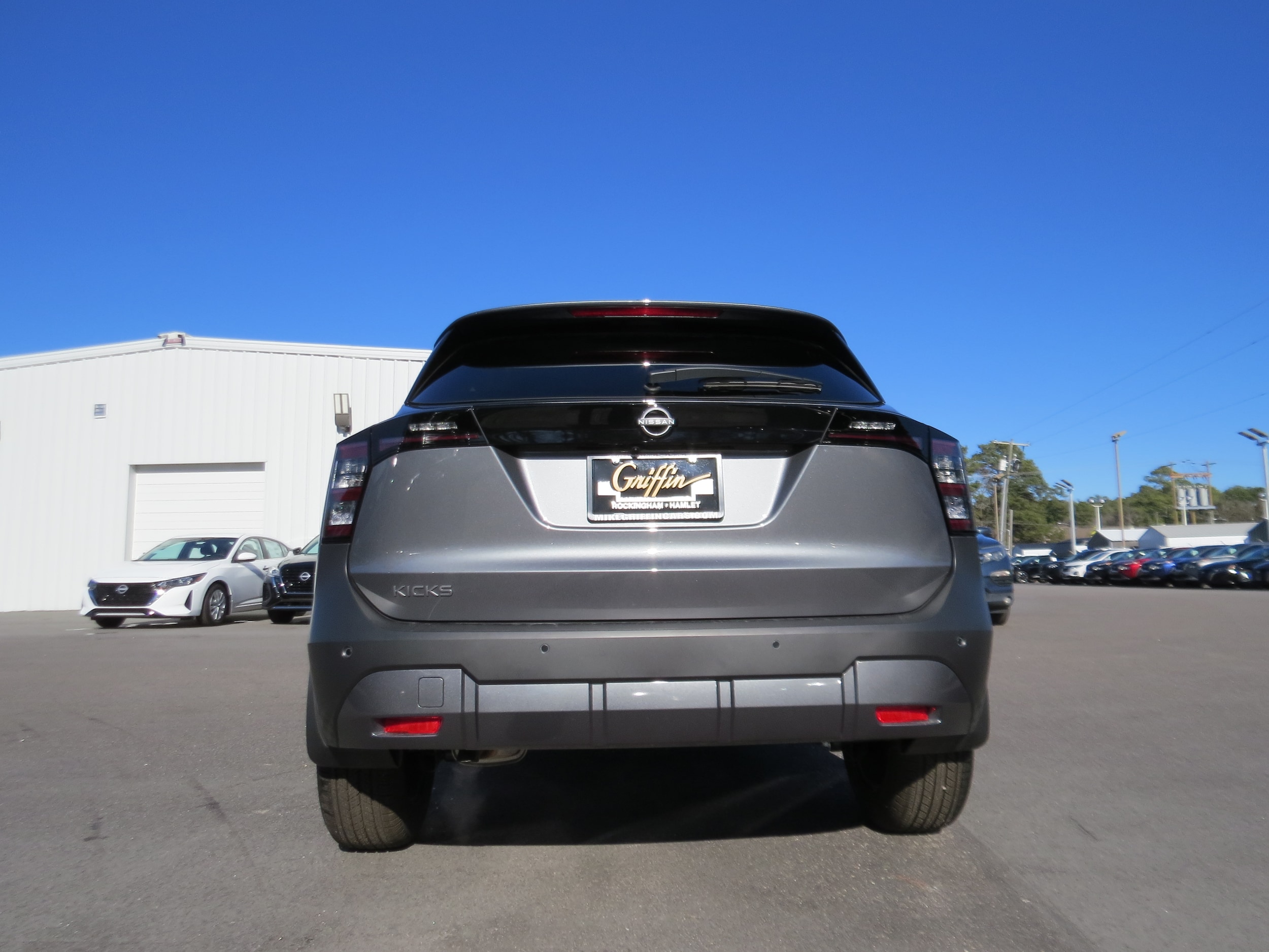 2026 Nissan Kicks SV - 4
