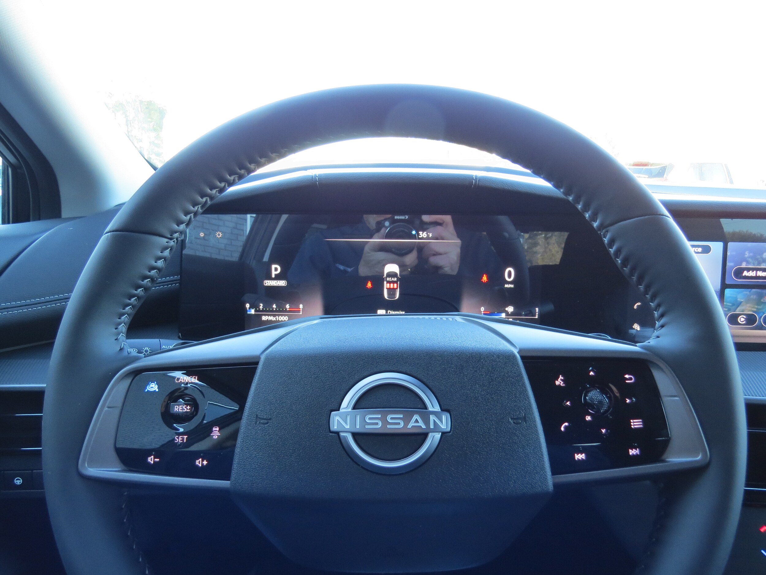 2025 Nissan Murano SV Scarlet Ember Tintcoat at Griffin Nissan