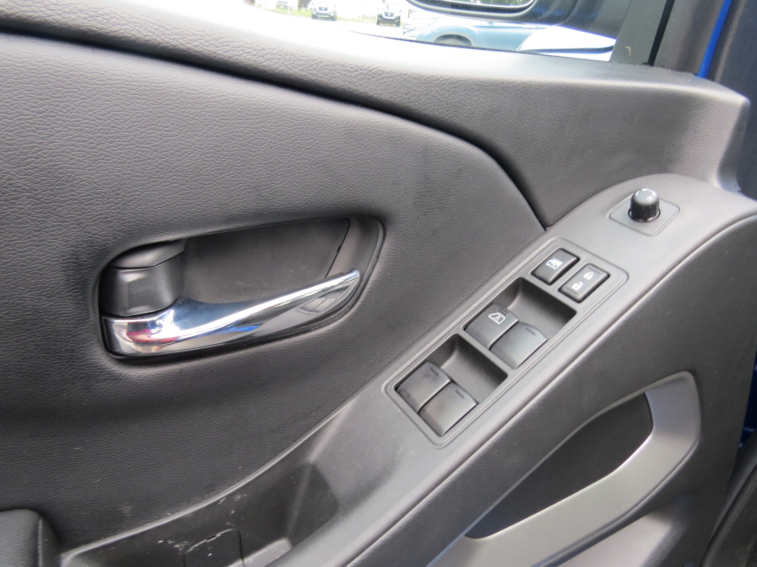 2025 Nissan Frontier SV Bluestone Pearl at Griffin Nissan