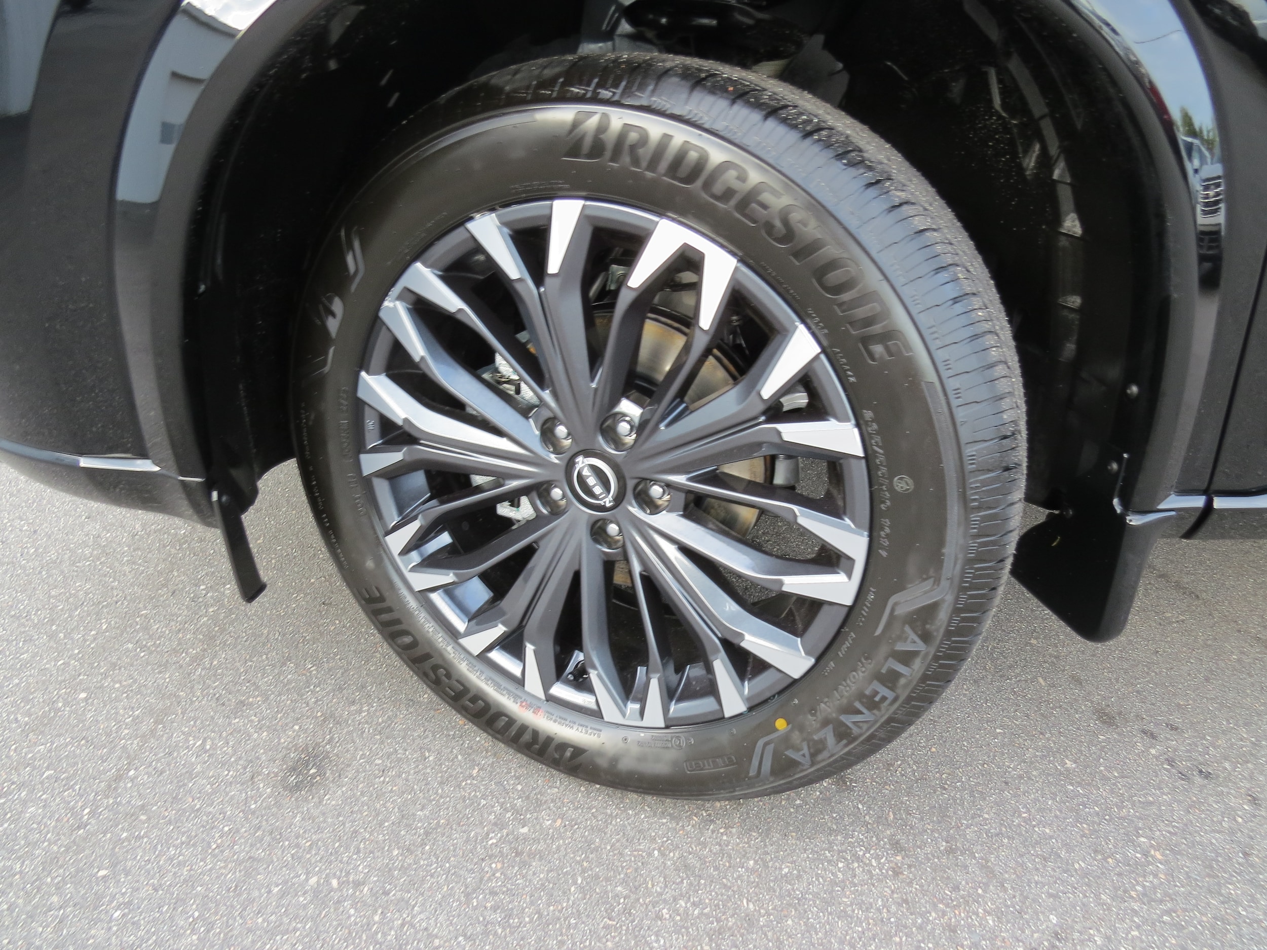 2026 Nissan Rogue Platinum Super Black at Griffin Nissan