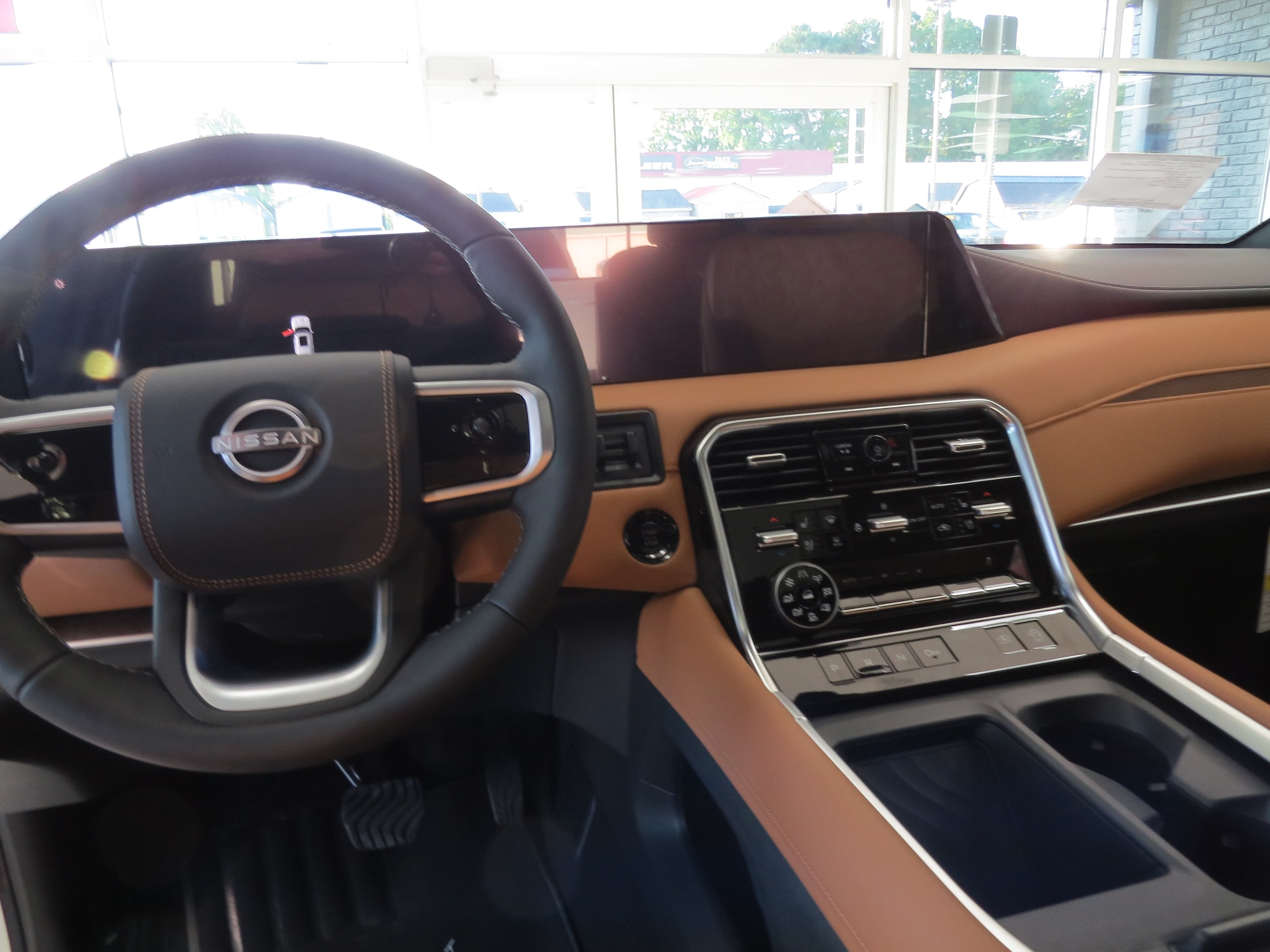 2025 Nissan Armada Platinum Reserve Everest White Pearl Tricoat/Super Black at Griffin Nissan