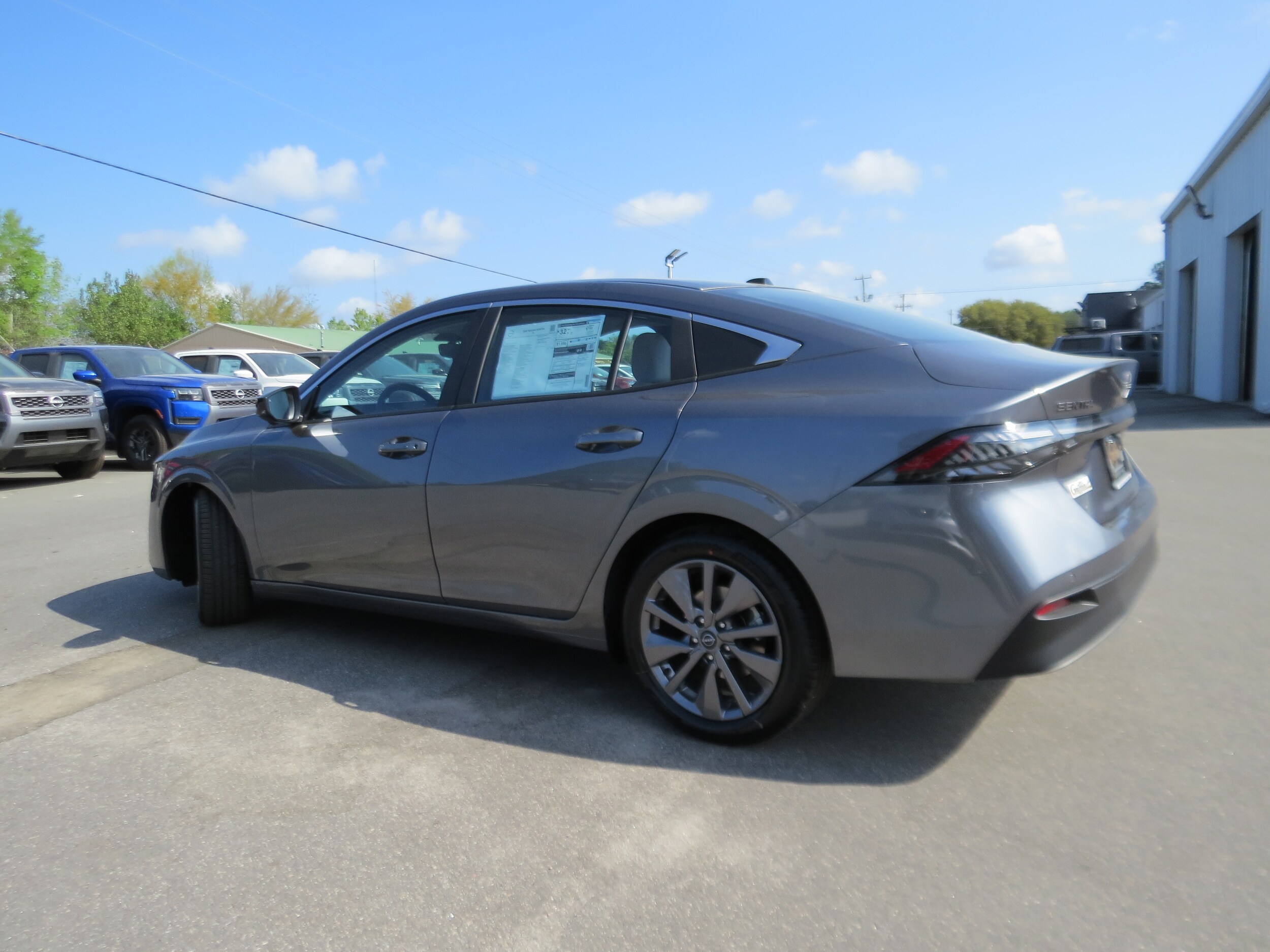 2026 Nissan Sentra SL Gun at Burns Honda