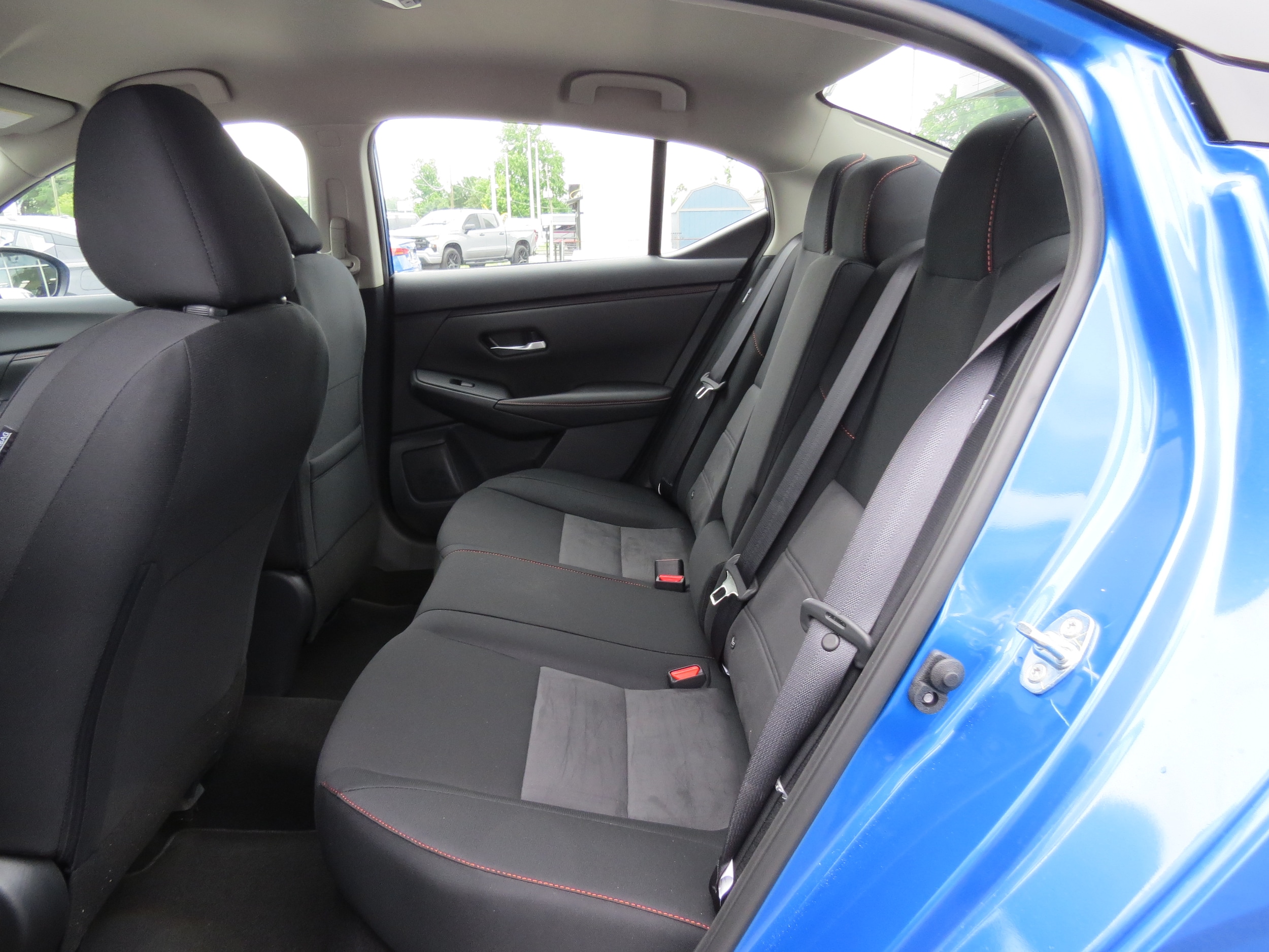 2025 Nissan Sentra SR Electric Blue/Super Black at Griffin Nissan