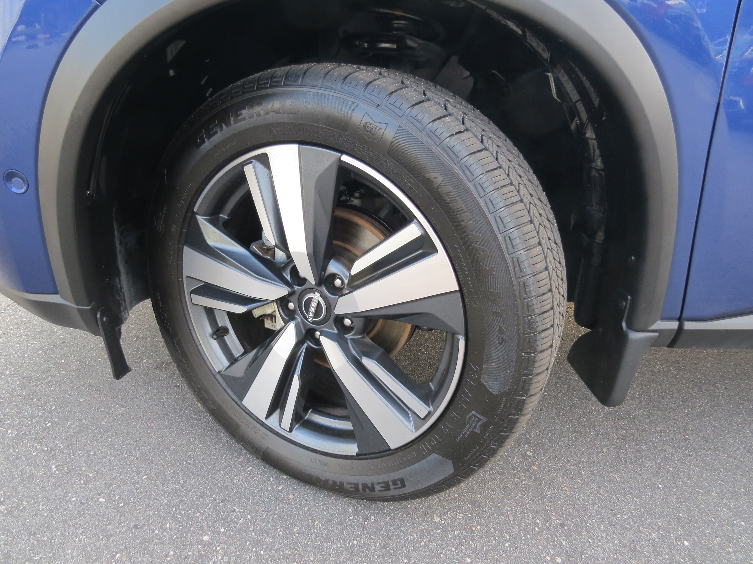 2022 Nissan Rogue Platinum - 8