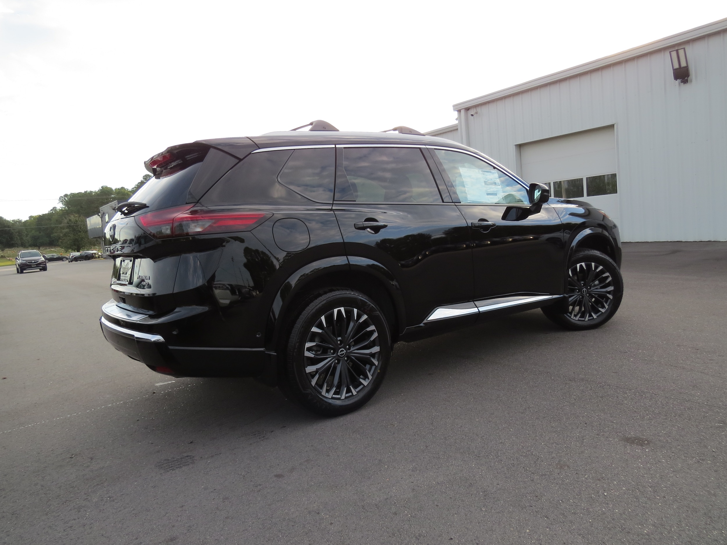 2026 Nissan Rogue Platinum Super Black at Griffin Nissan