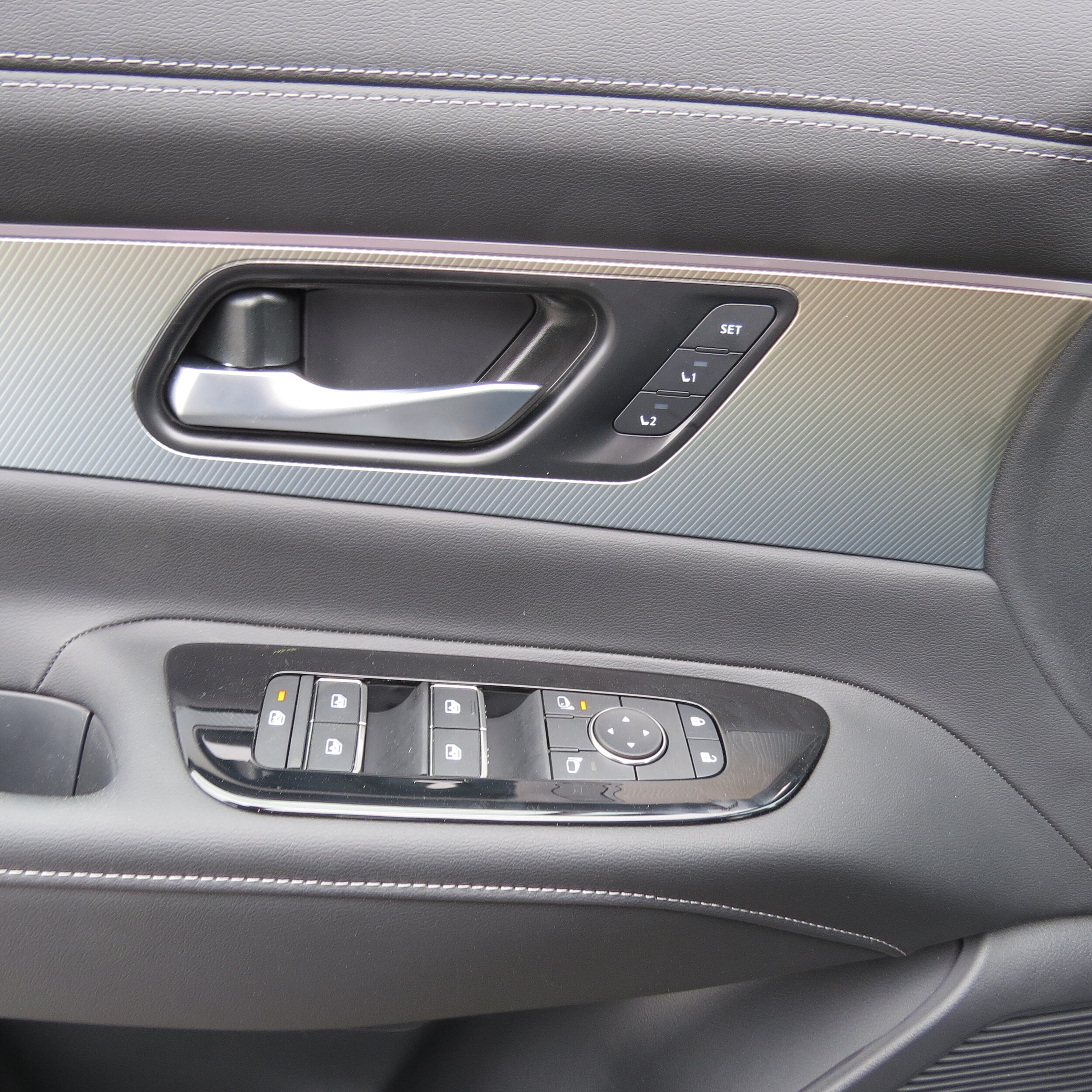 2025 Nissan Murano SL Deep Ocean Blue Pearl/Super Black at Griffin Nissan