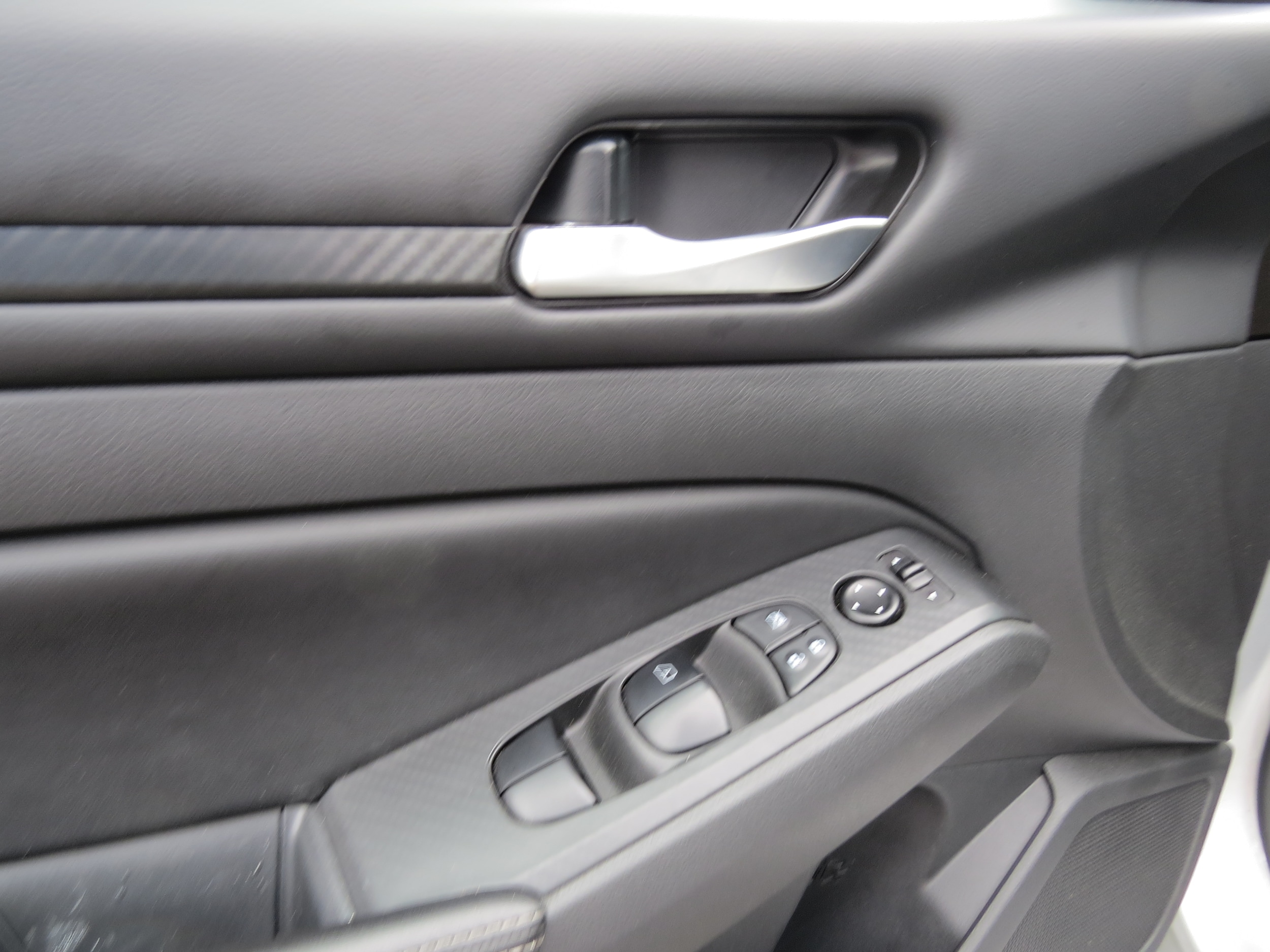 2024 Nissan Altima 2.5 SV Brilliant Silver Metallic at Griffin Nissan