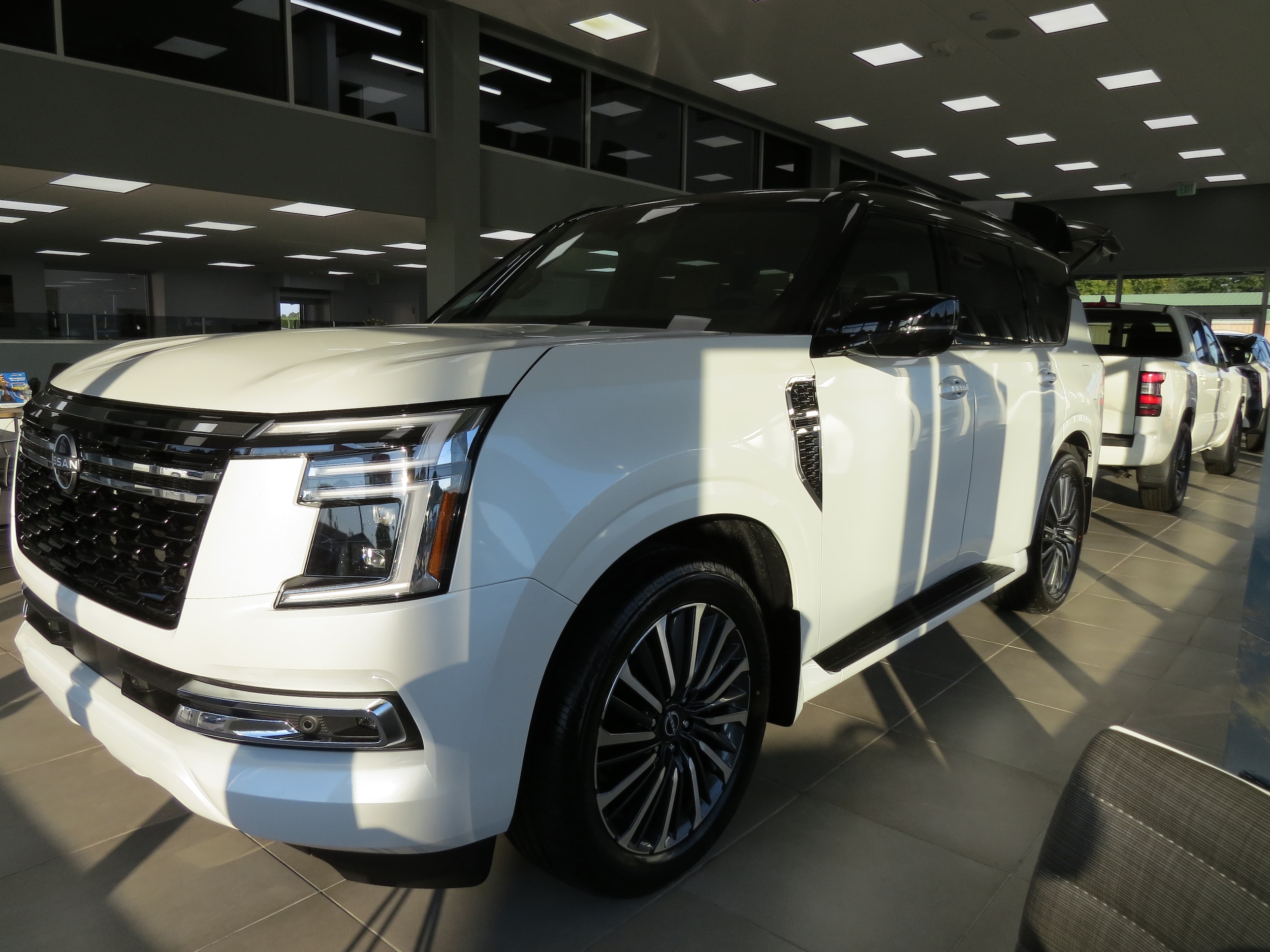 2025 Nissan Armada Platinum Reserve - 1