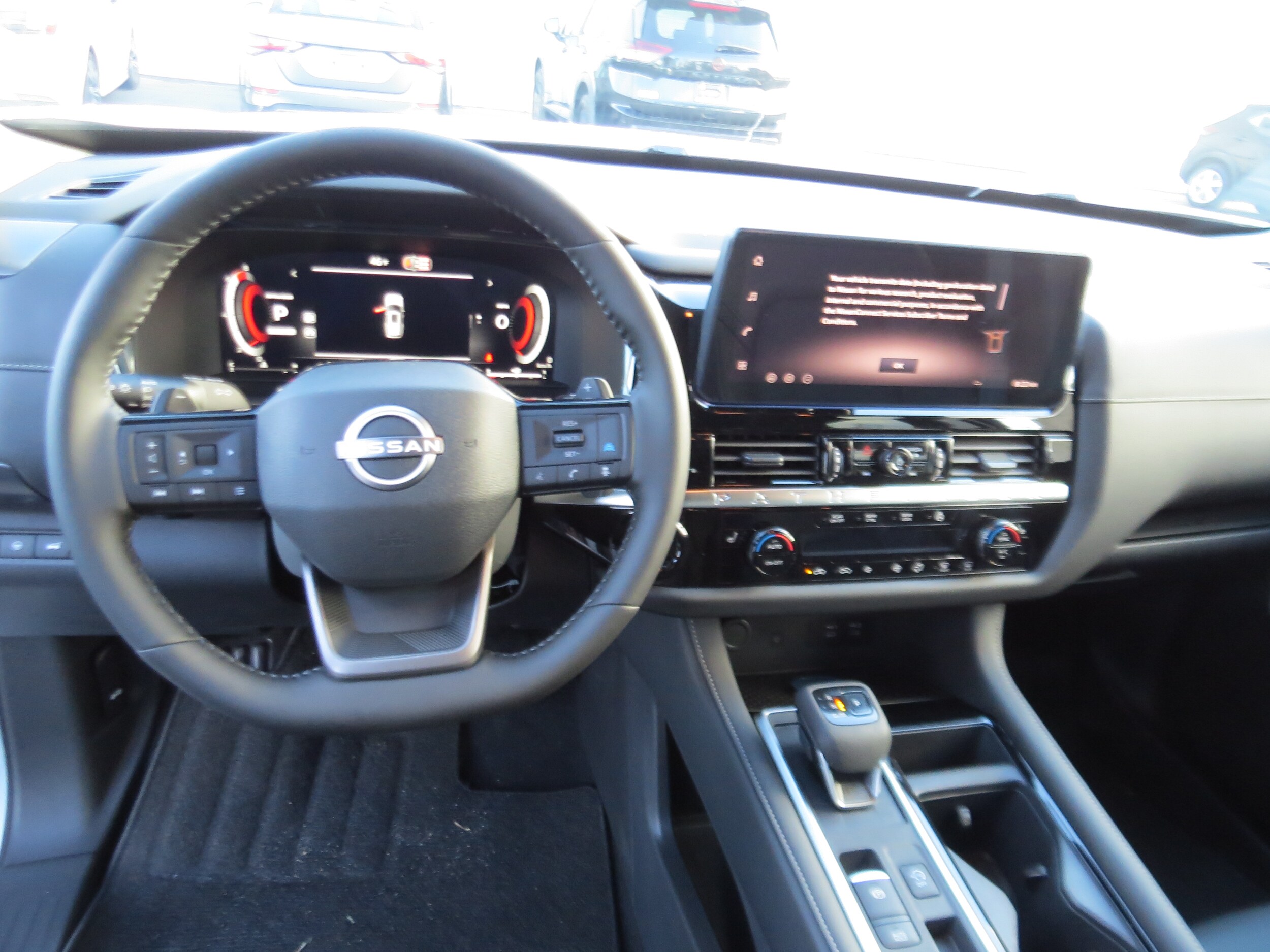 2026 Nissan Pathfinder SL Everest White Pearl Tricoat at Griffin Nissan