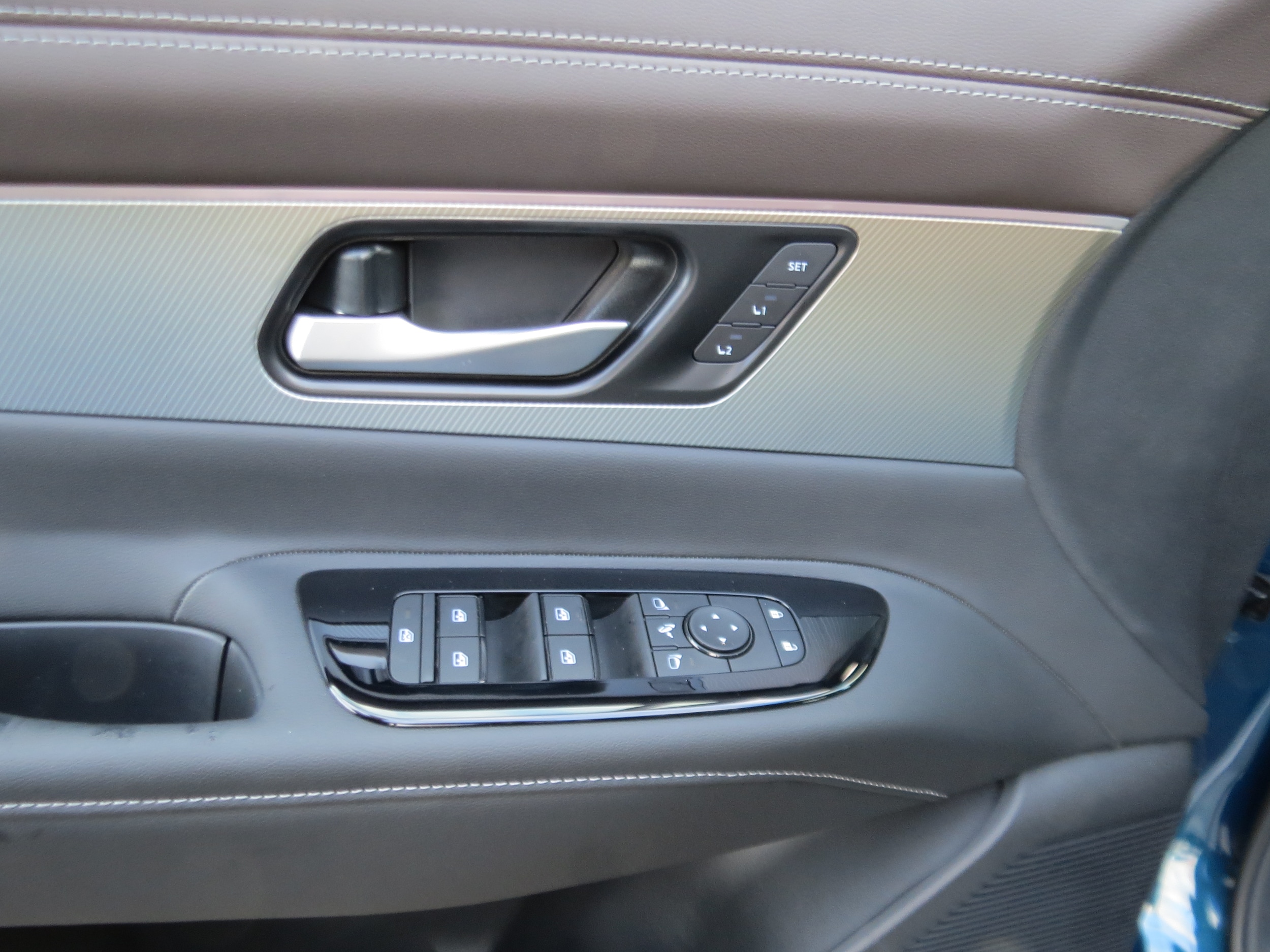 2026 Nissan Murano Platinum Aurora Blue Pearl/Super Black at Griffin Nissan